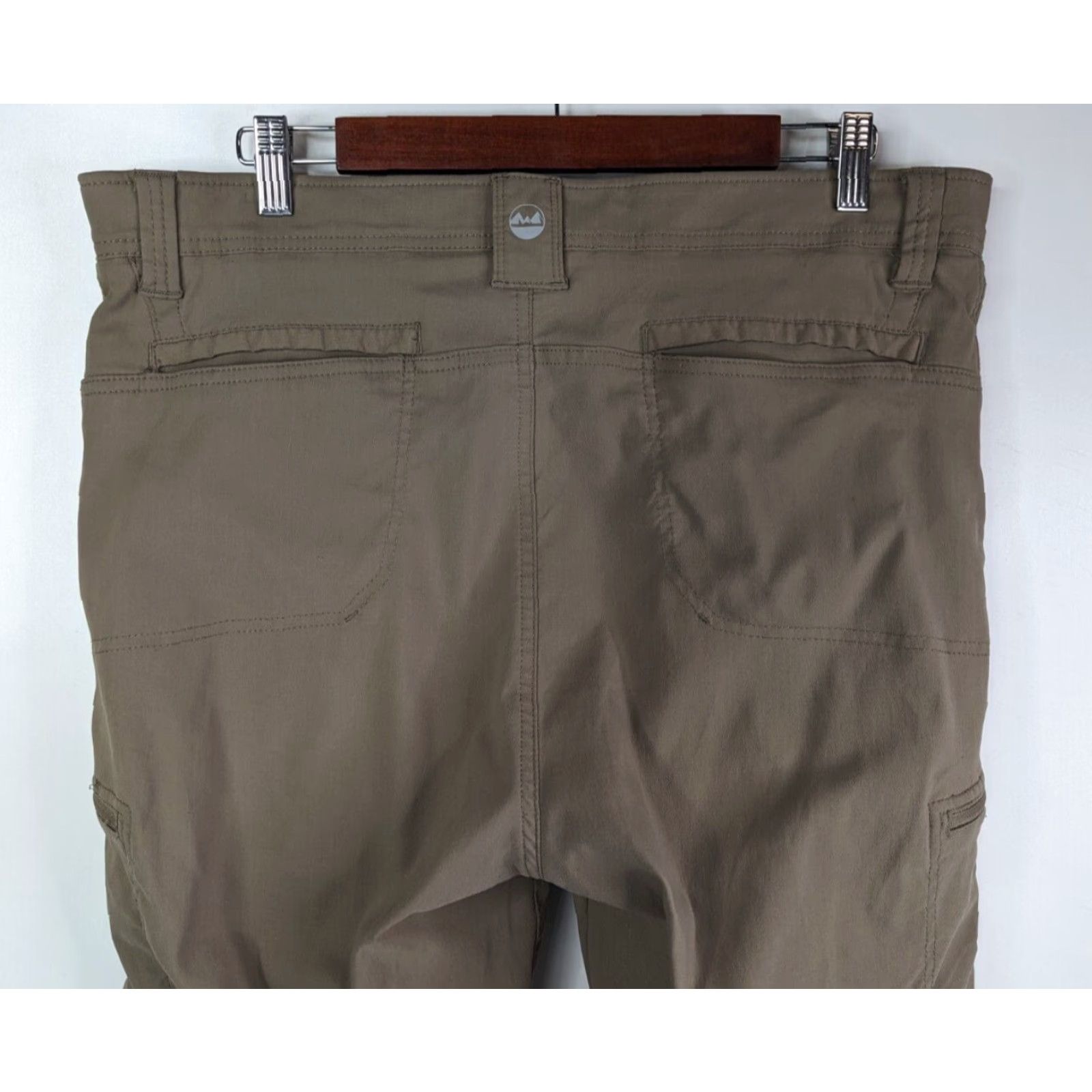 Wrangler Wrangler Men's Pants 38x32 Khaki Cargo Pants Nylon Pockets Straight Leg Belt Loops 38 32 Regular? Size US 38 / EU 54 - 5 Thumbnail