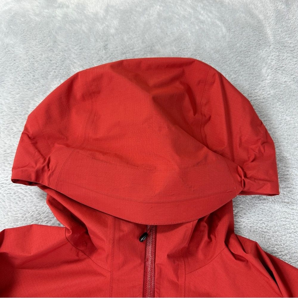 Arc'teryx Arc'teryx Vintage Women's Size Large Red Gore-Tex Shell Jac Size L / US 10 / IT 46 - 6 Thumbnail