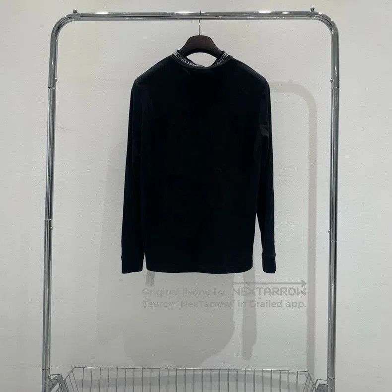 Louis Vuitton Louis Vuitton Black Letter Long Sleeve Top. Size US XS / EU 42 / 0 - 2 Thumbnail