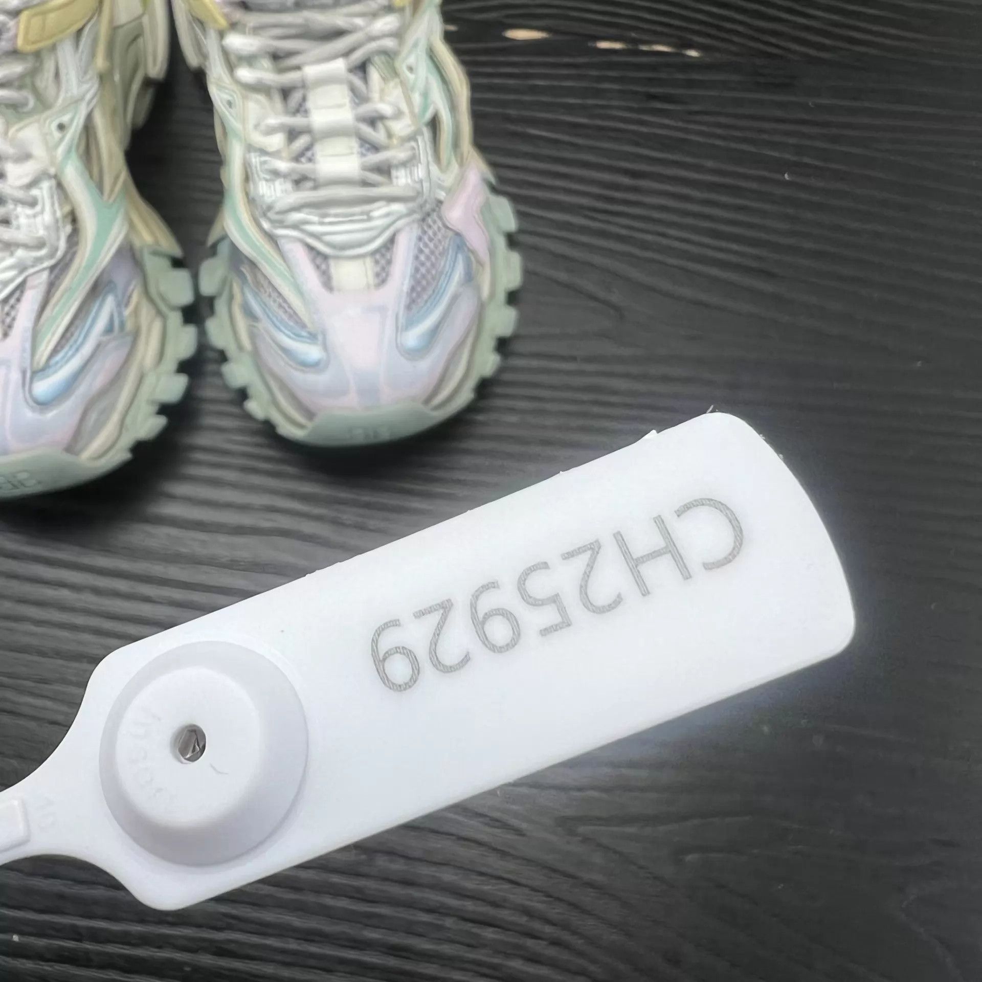 Balenciaga Balenciaga Track 2 White Blue Pink Sneakers Size 35 with Box Size US 4.5 / IT 34.5 - 9 Thumbnail