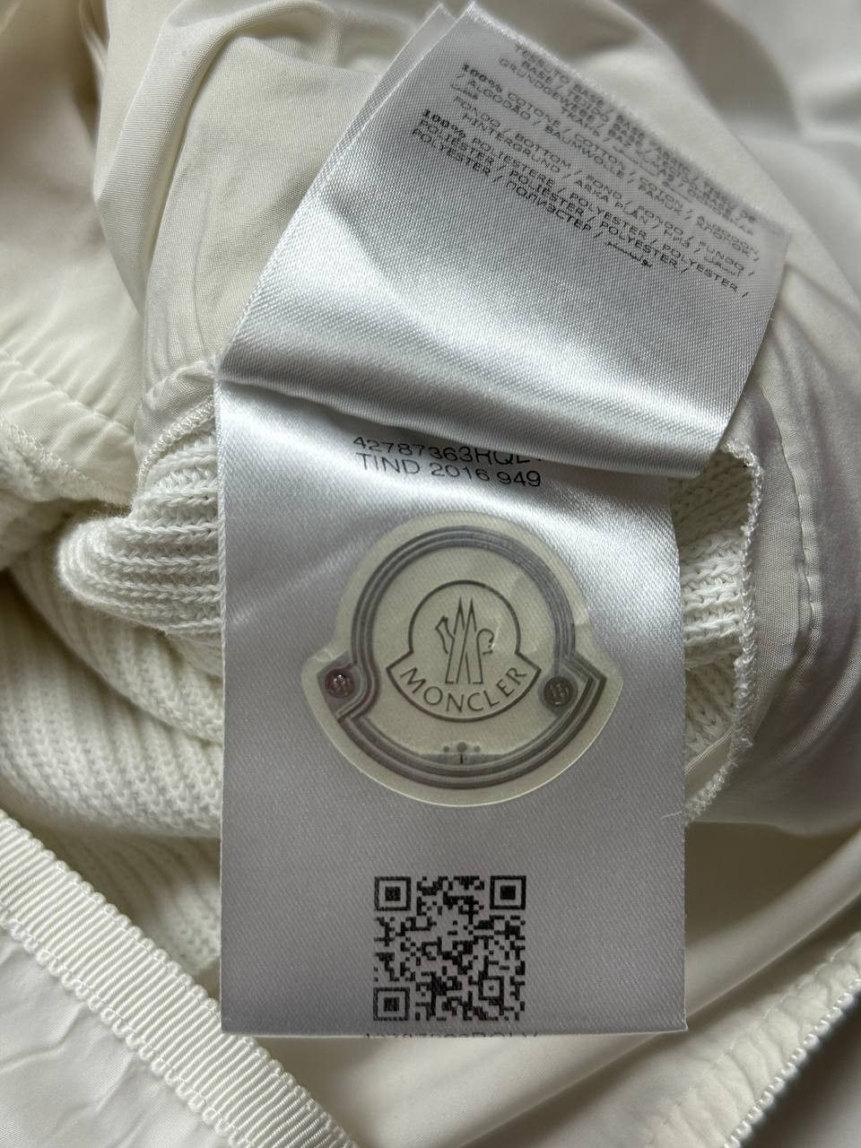 Moncler Moncler Maglia Tricot Girocollo knitted sweater Size M Size M / US 6-8 / IT 42-44 - 9 Thumbnail
