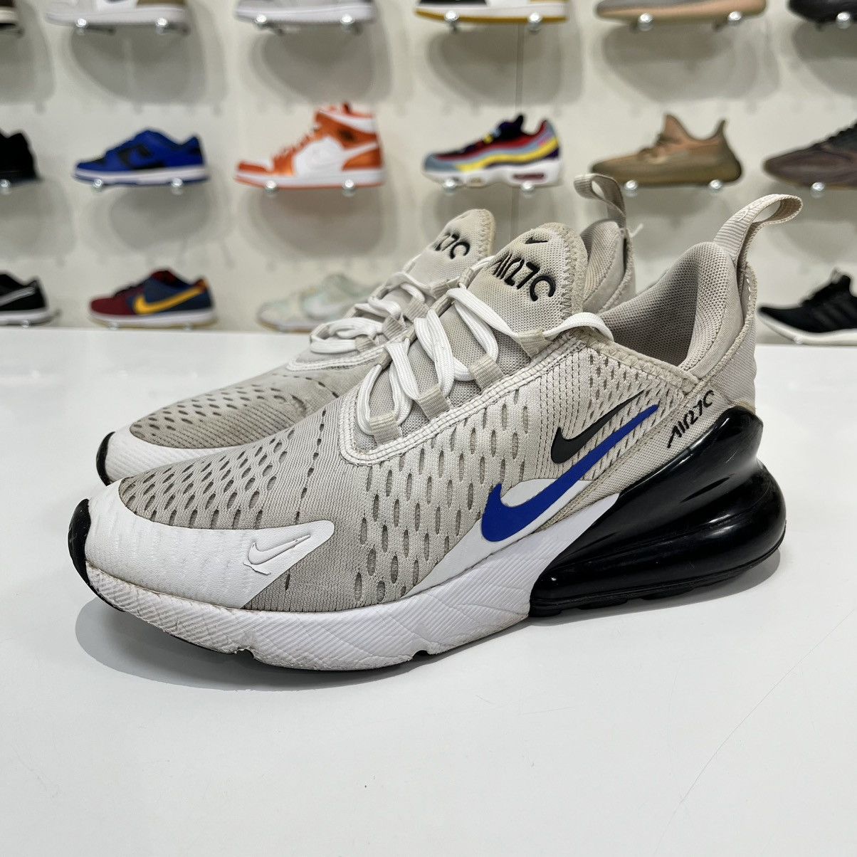 Nike Nike Air Max 270 White Black Hyper Royal (GS) Size US 5 / EU 37 - 1 Thumbnail