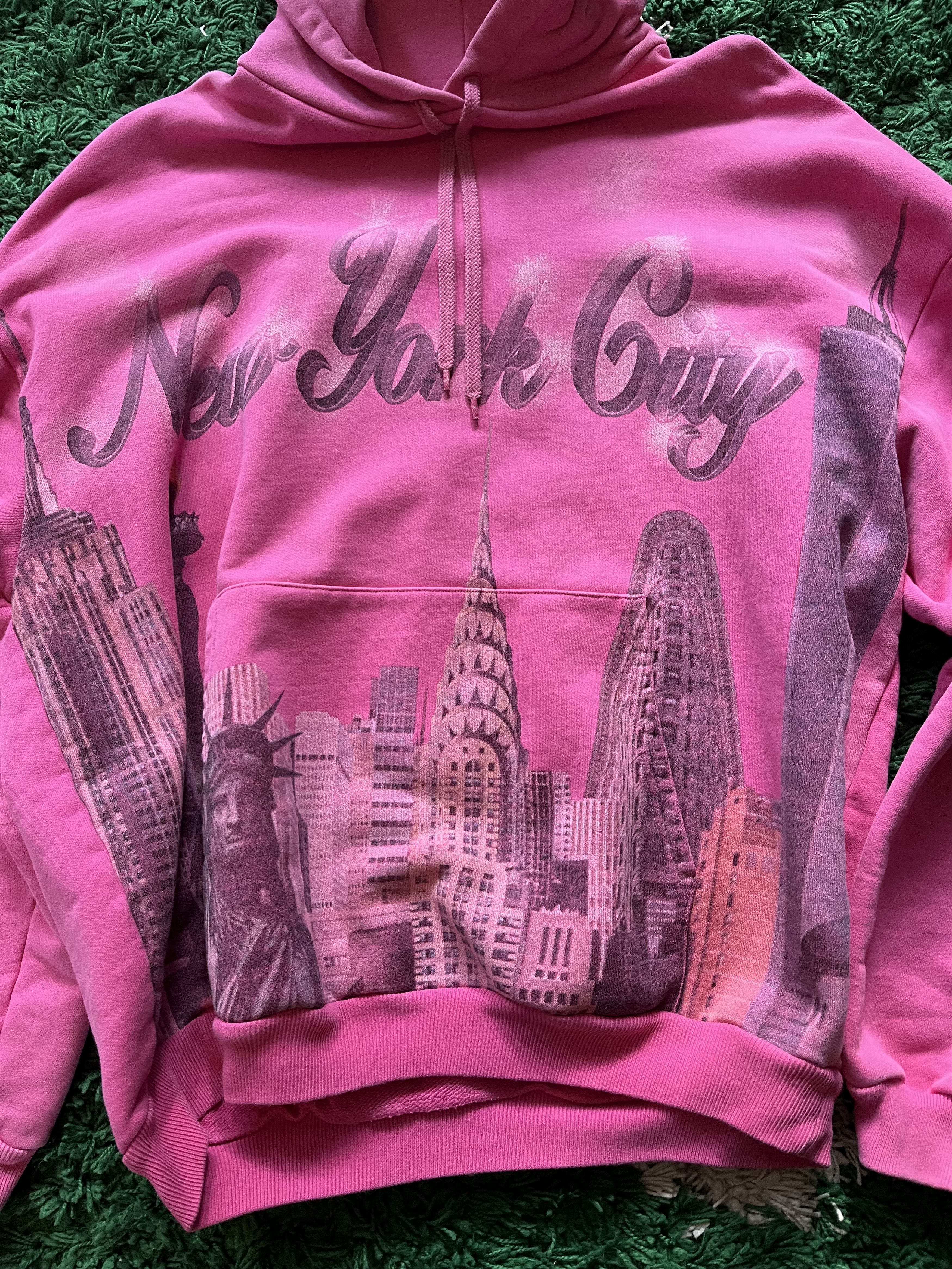 Balenciaga Balenciaga New York Pink Hoodie Size US L / EU 52-54 / 3 - 2 Thumbnail