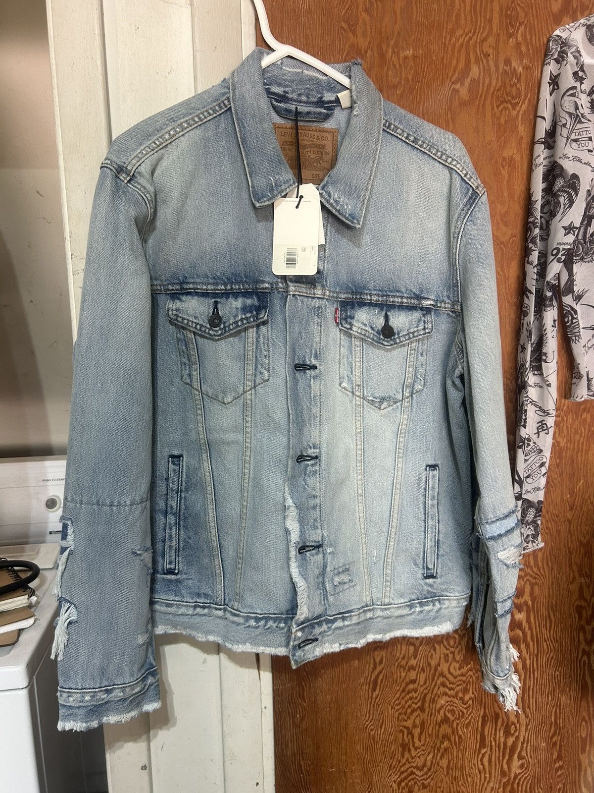 Levi's × Vintage NWT Levis Denim Jacket Size US L / EU 52-54 / 3 - 1 Thumbnail