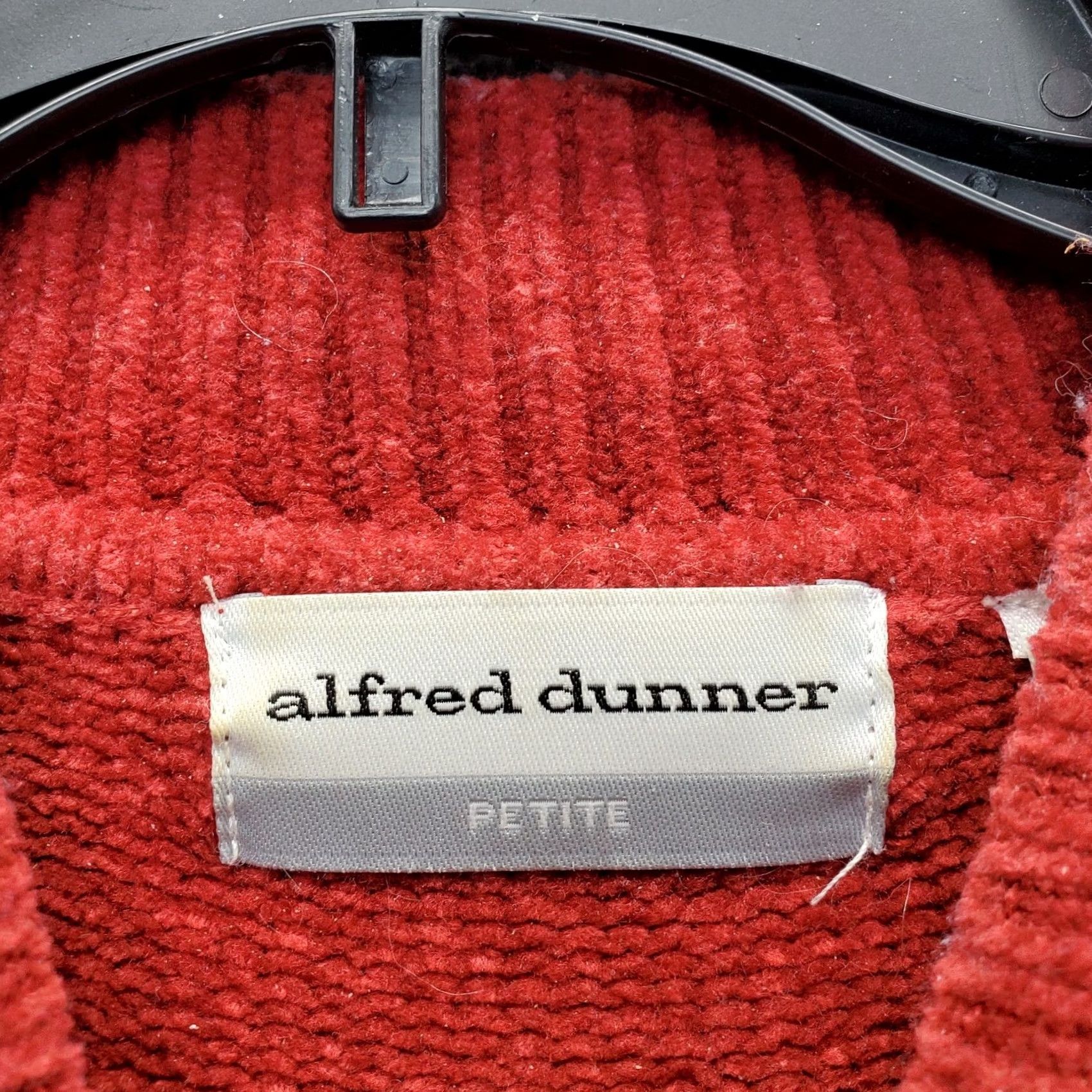 Vintage Alfred Dunner Sweater Womens Size PM Red Cable Knit Long Sleeve Mock Neck Pullover, Petite, Knit, 100% Acrylic, Regular Fit Size M / US 6-8 / IT 42-44 - 5 Thumbnail