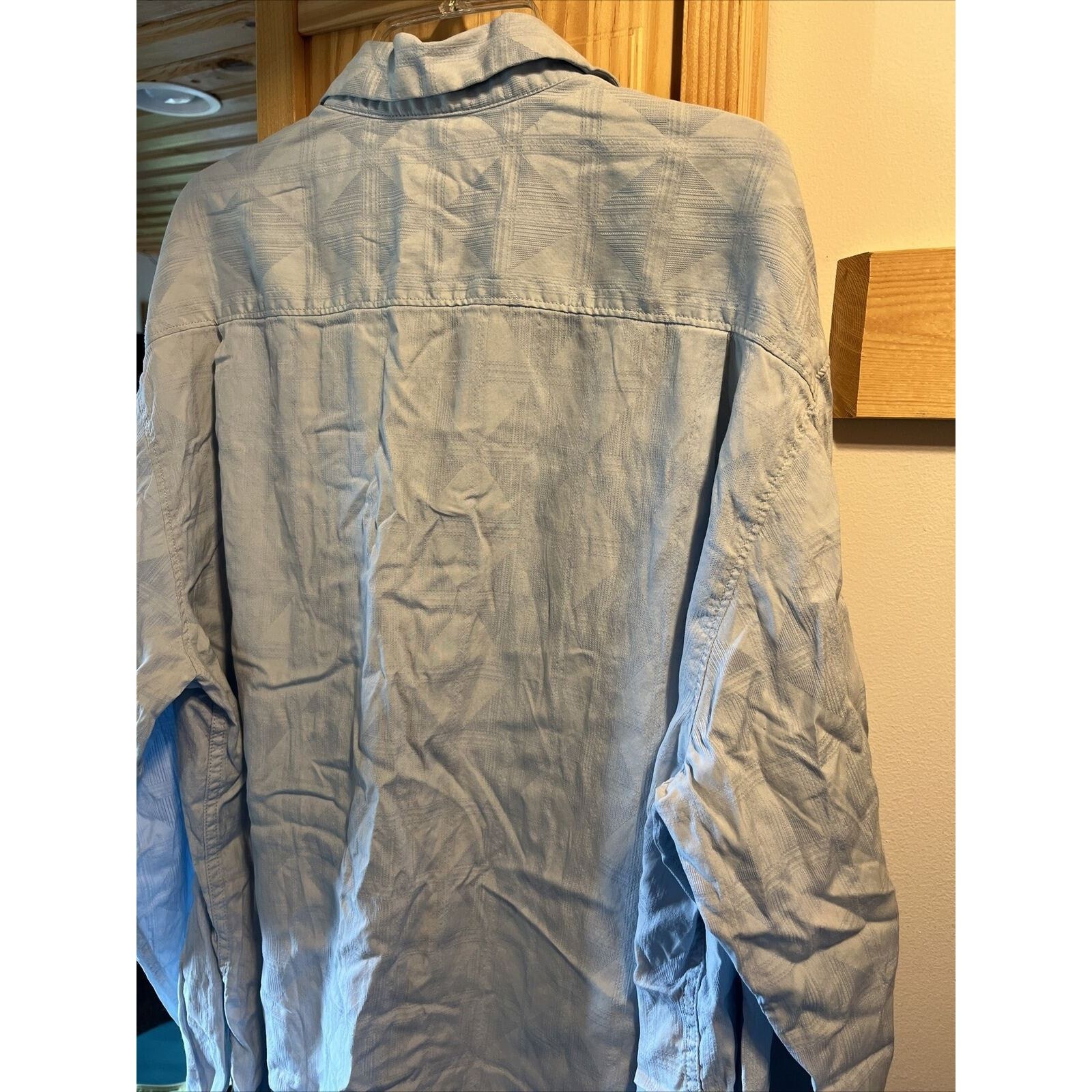 Tommy Bahama Tommy Bahama Men’s XL Light Blue LS Button Silk Blend Shirt Size US XL / EU 56 / 4 - 12 Thumbnail