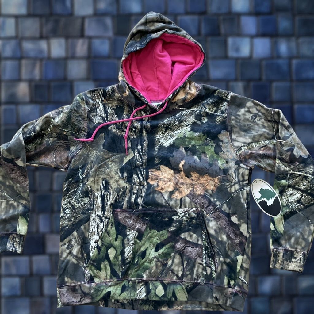 Vintage VINTAGE Mossy Oak Camouflage Hooded Sweatshirt Women’s M Hunting Size M / US 6-8 / IT 42-44 - 1 Thumbnail