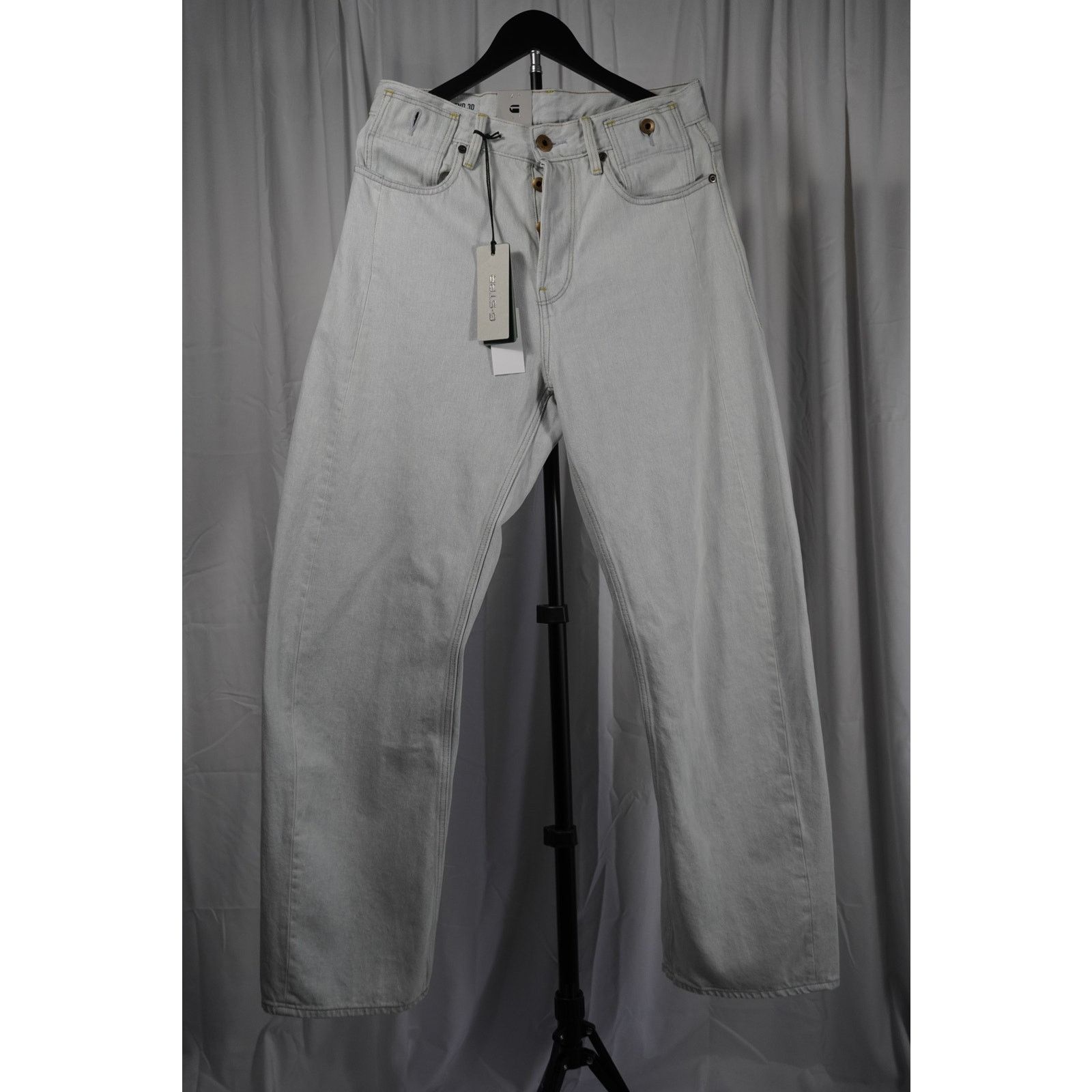 G-Star G-Star Raw Bend Loose Jeans W28 L32 Light Wash Denim Size US 28 / EU 44 - 1 Thumbnail