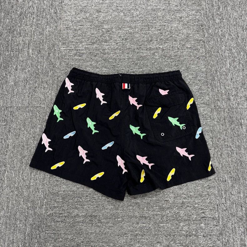 Thom Browne Thom Browne size2 Shark embroidered beach shorts Size US 26 / EU 42 - 6 Thumbnail