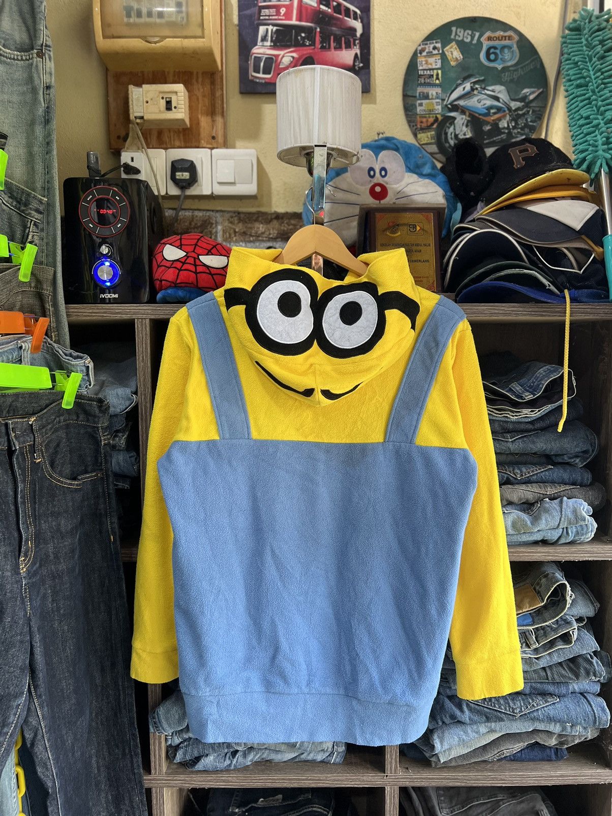Cartoon Network 🔥Minion Despicable Me Costume Hoodie Size US M / EU 48-50 / 2 - 3 Thumbnail