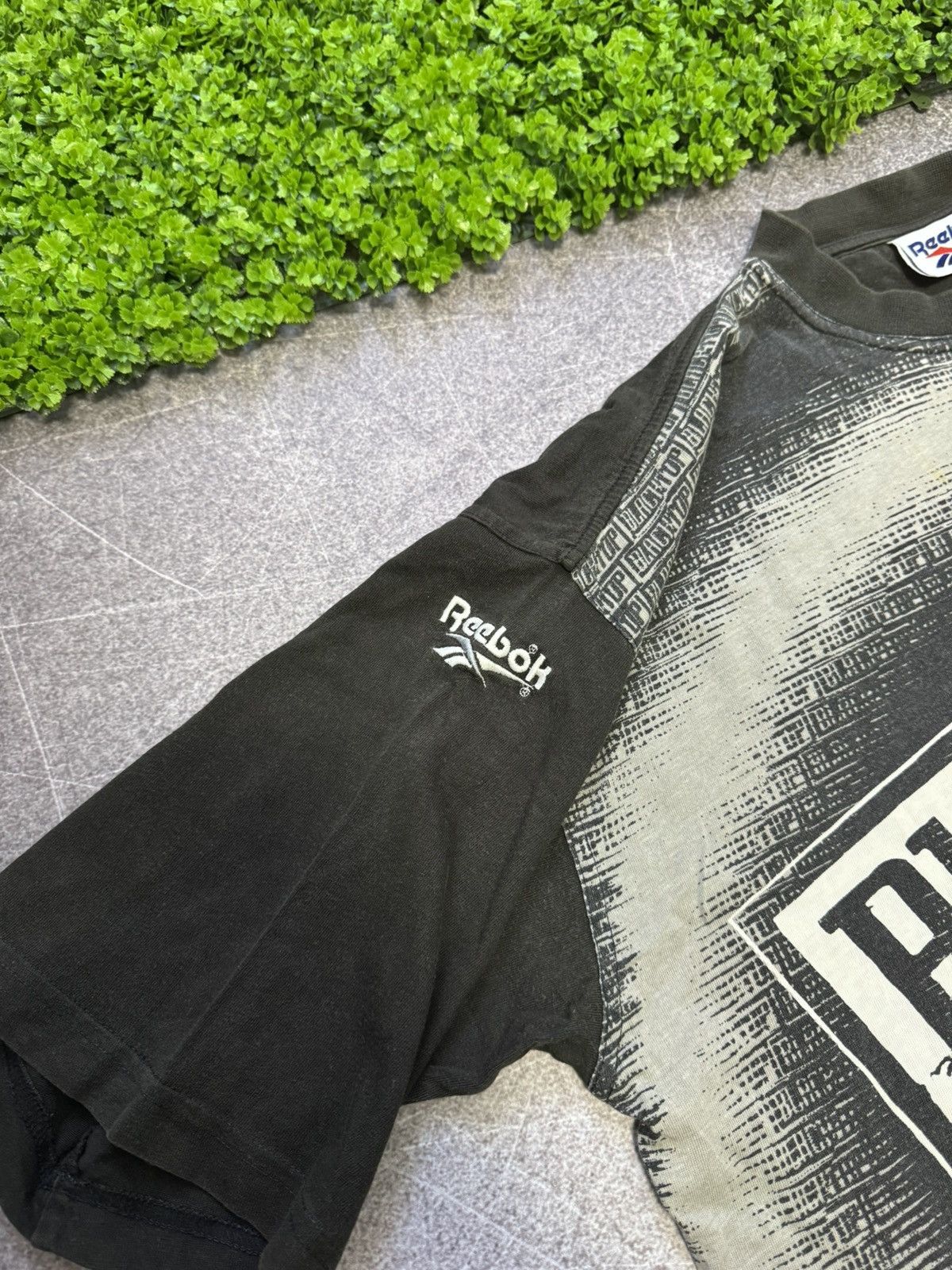 Reebok Reebok Vintage 90s Reebok Blacktop Over Print Shirt Adult XL Size US L / EU 52-54 / 3 - 3 Thumbnail