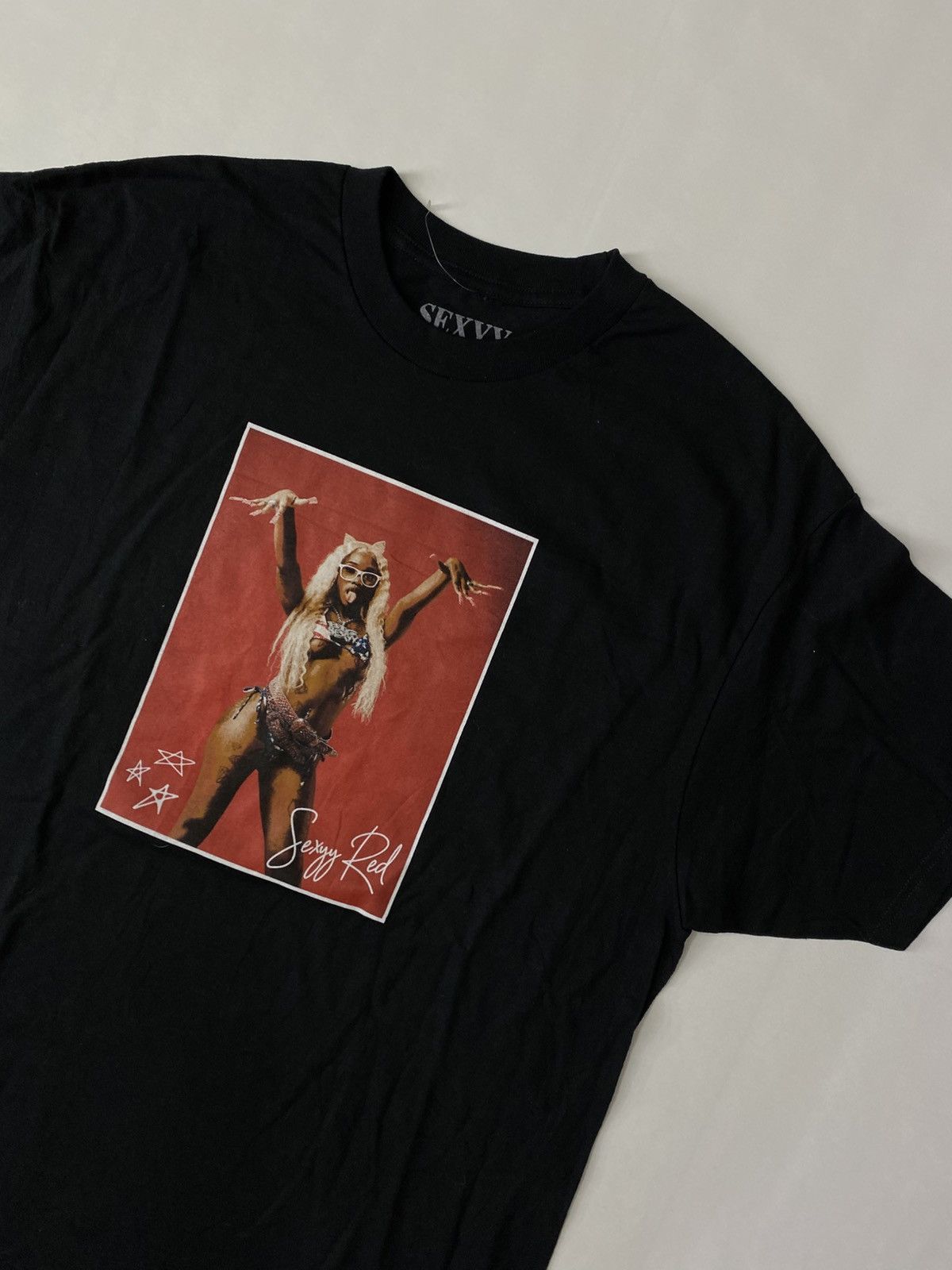 Band Tees SEXYY RED TEE. Size US XL / EU 56 / 4 - 2 Thumbnail