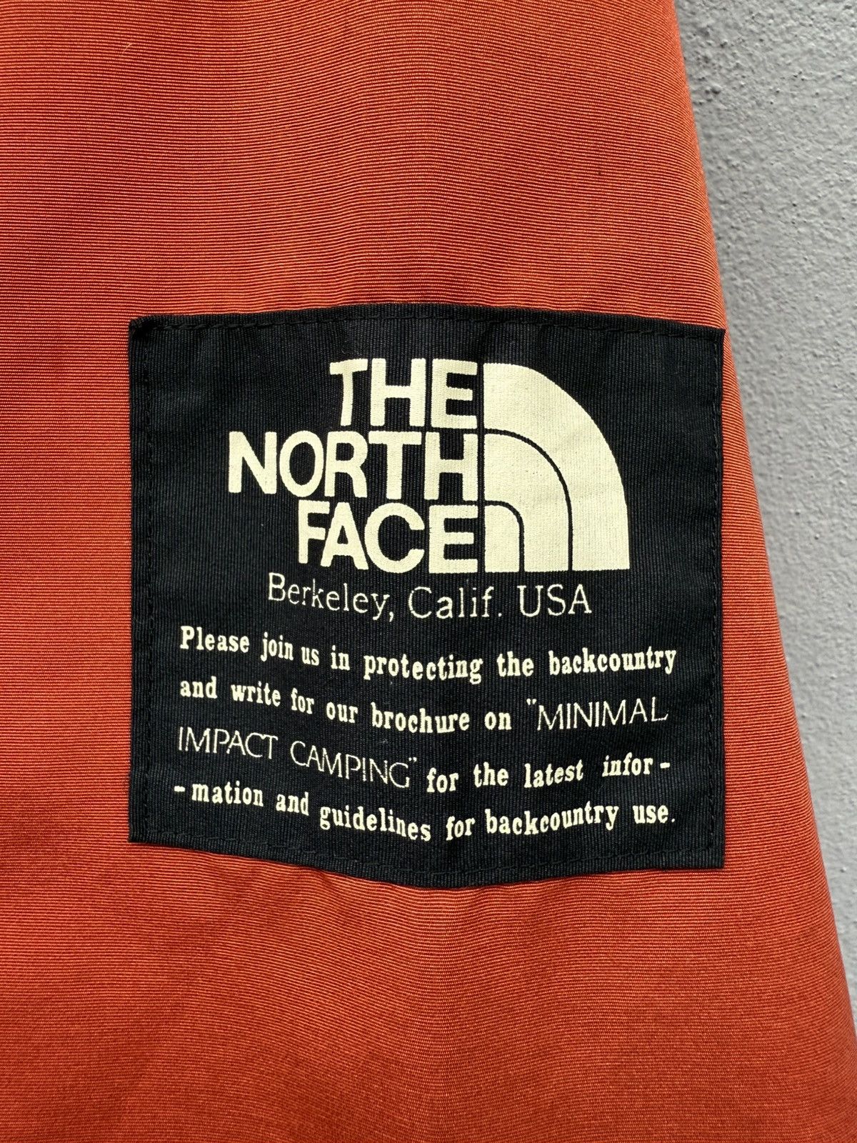 The North Face 🔥VERY RARE🔥 1980s Sunfaded TNF “White Label” Patch Jacket Size US L / EU 52-54 / 3 - 3 Thumbnail