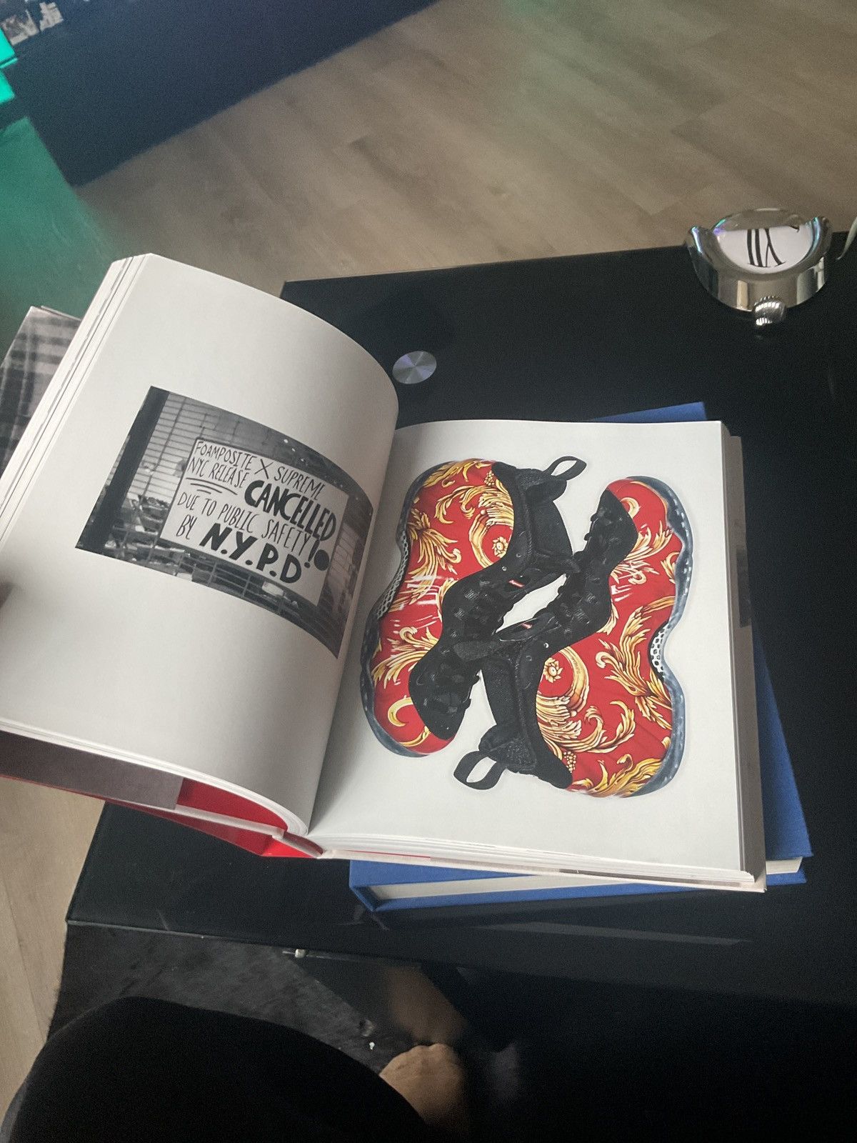 Supreme Supreme Coffee Table Book Size ONE SIZE - 4 Thumbnail