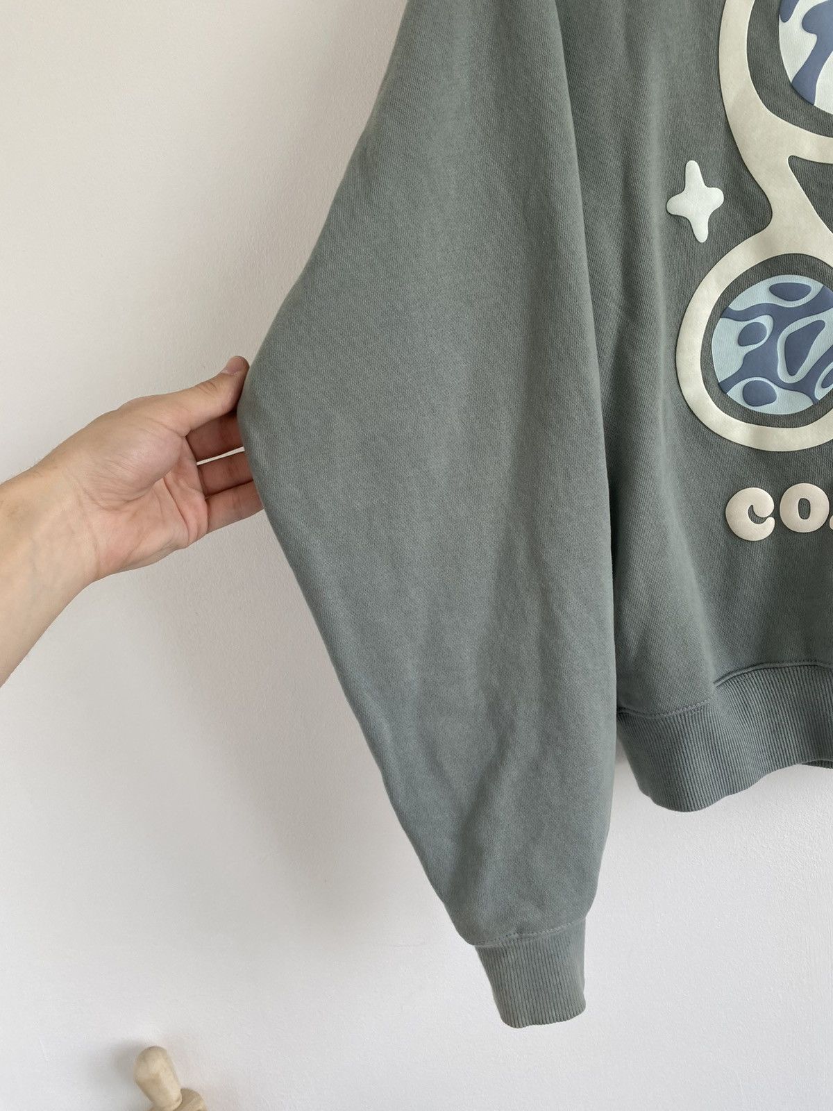 Broken Planet 🔥 BROKEN PLANET COSMIC CONNECTION HOODIE Y2K EARTH VIBES 🔥 Size US S / EU 44-46 / 1 - 9 Thumbnail