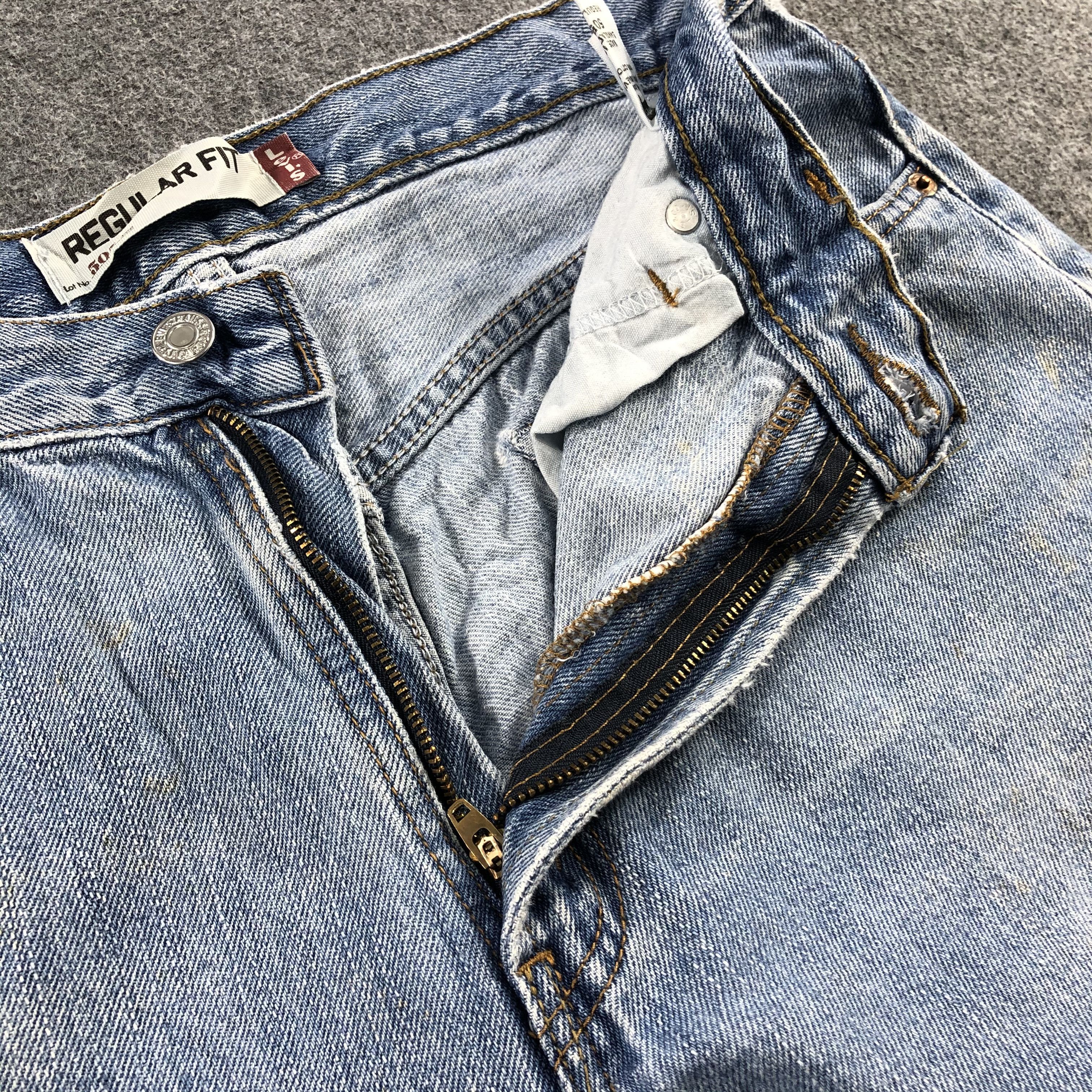 Levi's Vintage Light Wash Levis 505 Jeans-J2177 Size US 33 - 9 Thumbnail