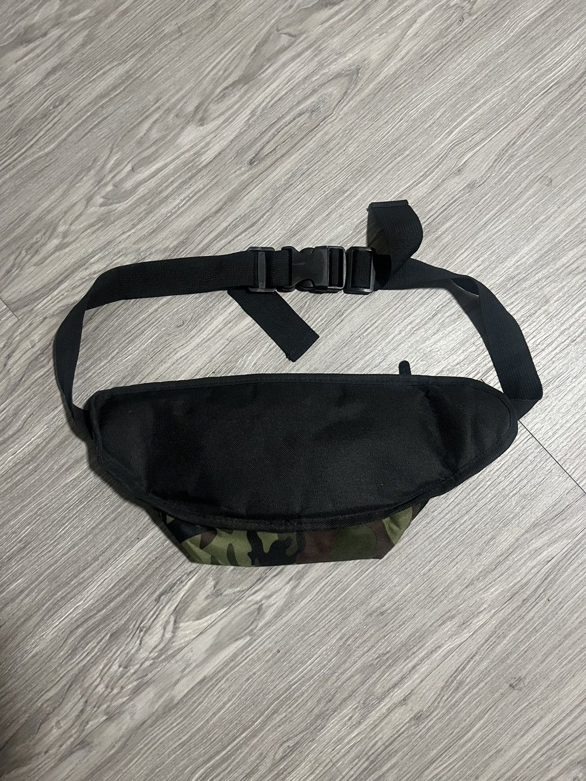 Supreme Supreme Camo Waist Bag Size ONE SIZE - 2 Thumbnail