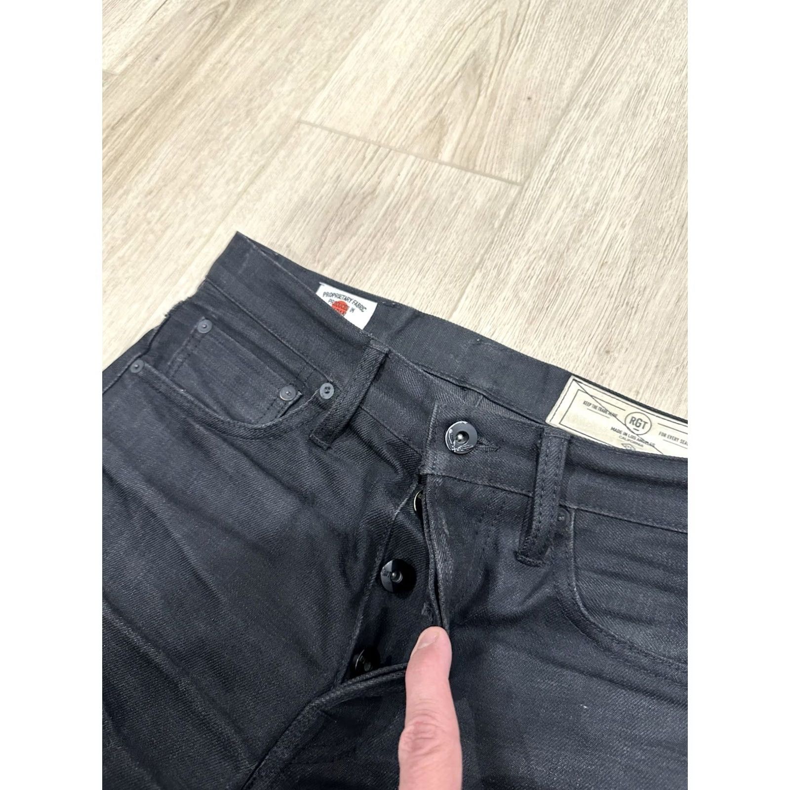 Rogue Territory Rogue Territory Jeans Relax Tapered 31x31 Black Cotton Denim 5-Pocket Mens Regular Rise Mid Flaws Vintage No N/A Size US 31 - 5 Thumbnail