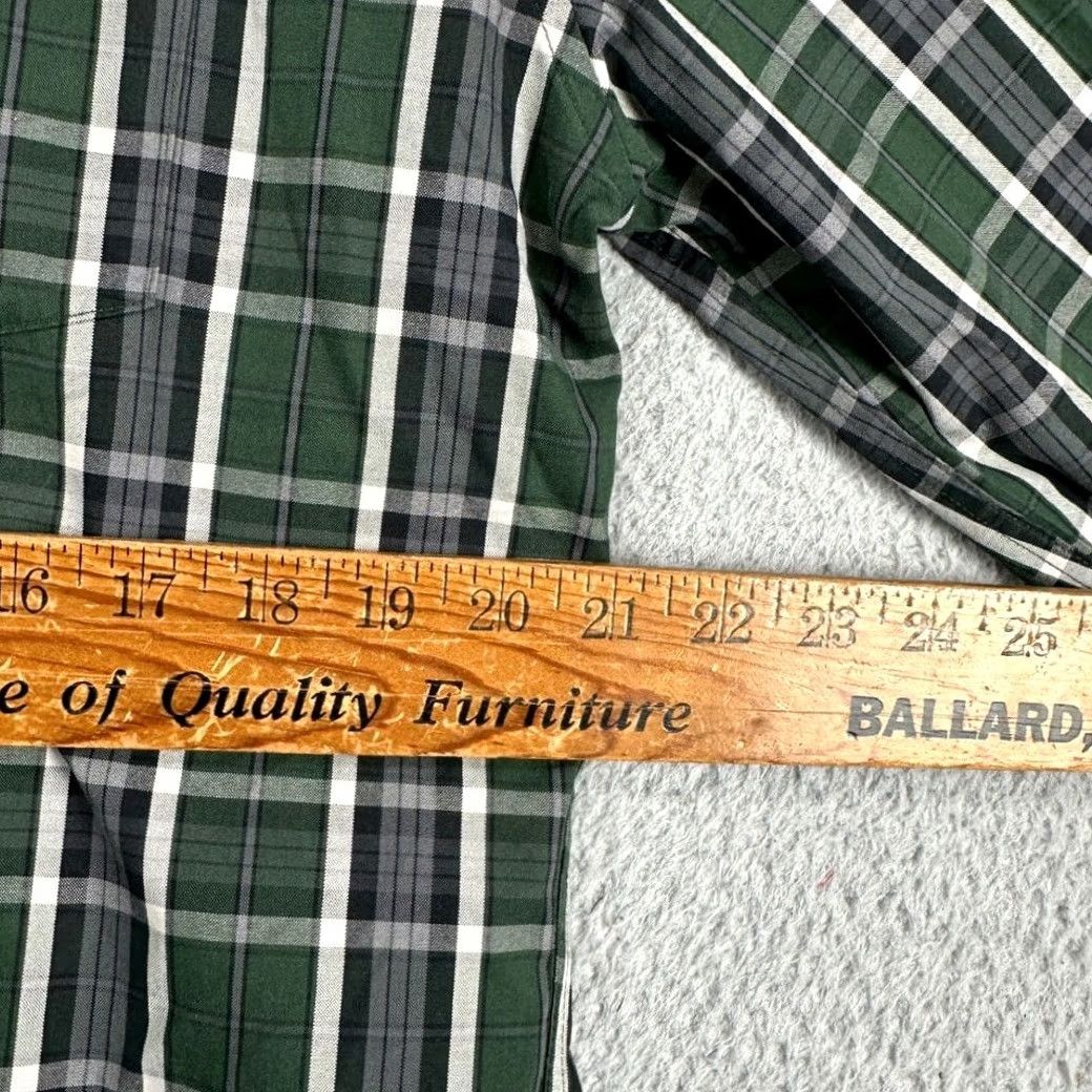Eddie Bauer Eddie Bauer Shirt Men Large Green Black Plaid Classic Comfort Button Down Size US L / EU 52-54 / 3 - 7 Thumbnail