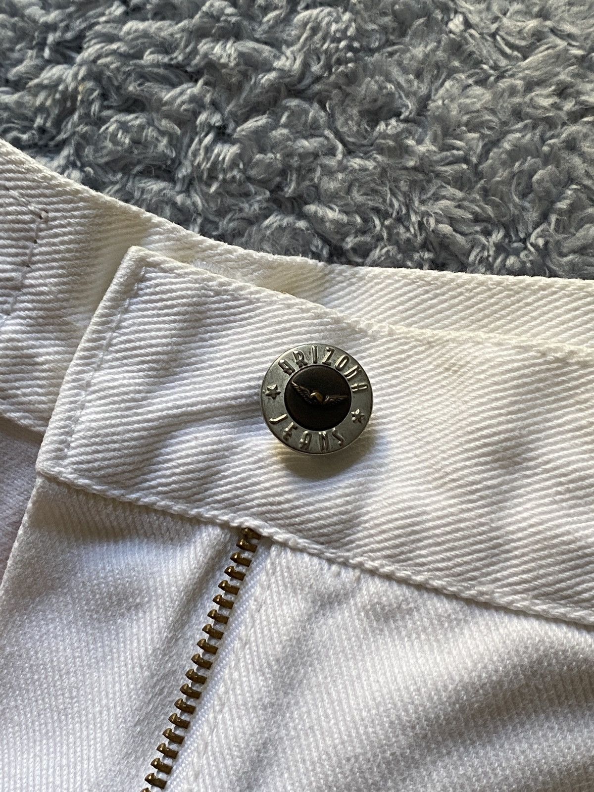 Arizona Jean Co. Arizona High-Rise White Denim Shorts Size 25" / US 0 / IT 36 - 3 Thumbnail