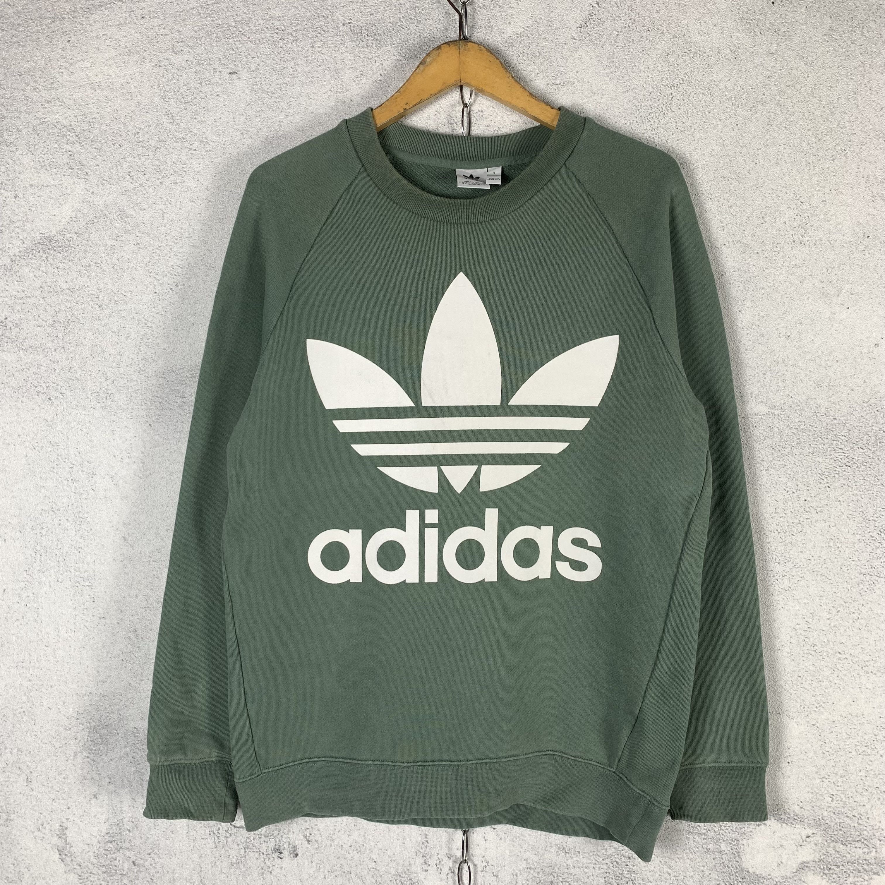 Adidas Adidas Oversized Crewneck Sweatshirt Size US S / EU 44-46 / 1 - 1 Thumbnail