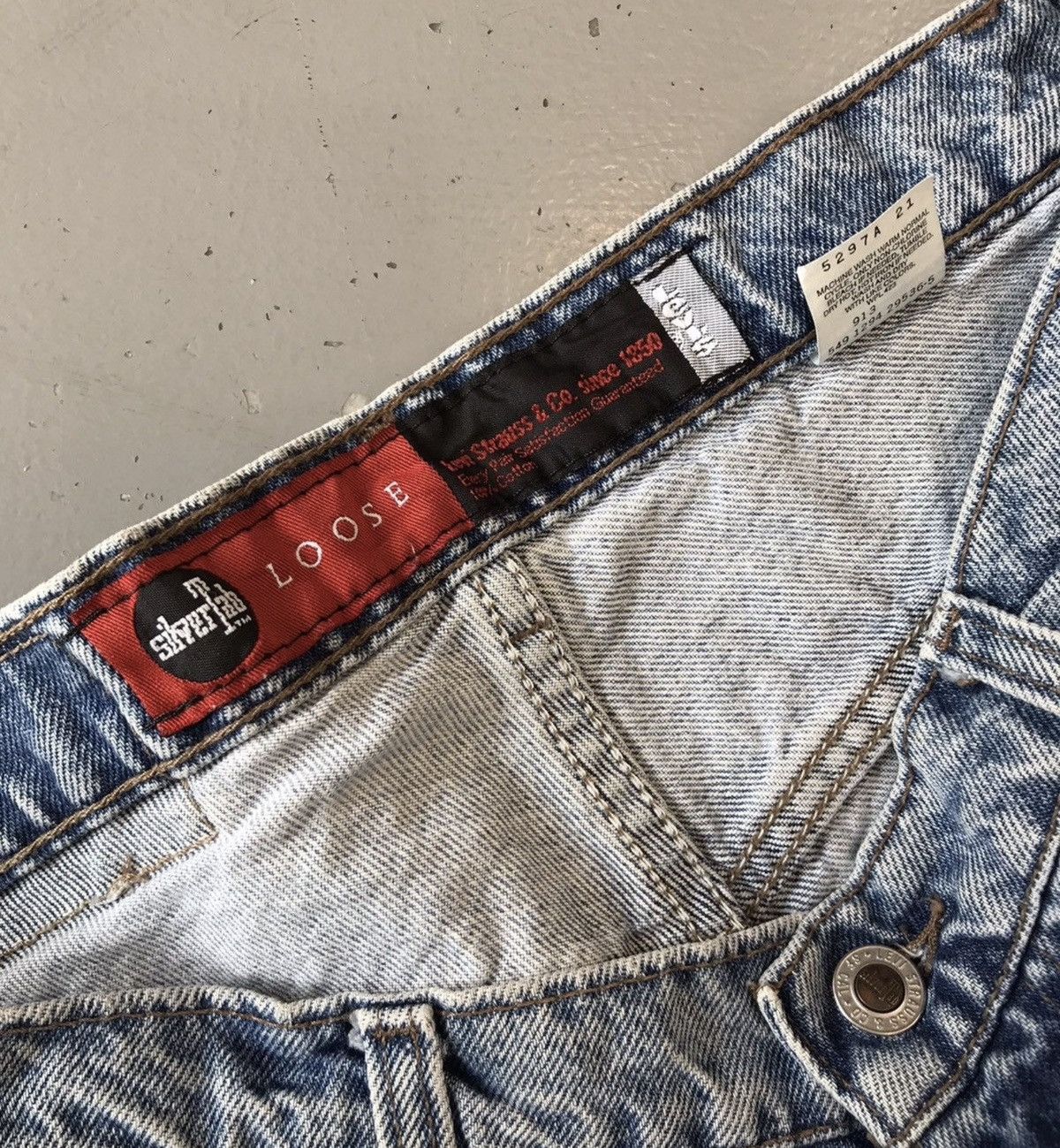 Levi's Vintage levis silvertab y2k denim jorts Size US 34 / EU 50 - 6 Thumbnail