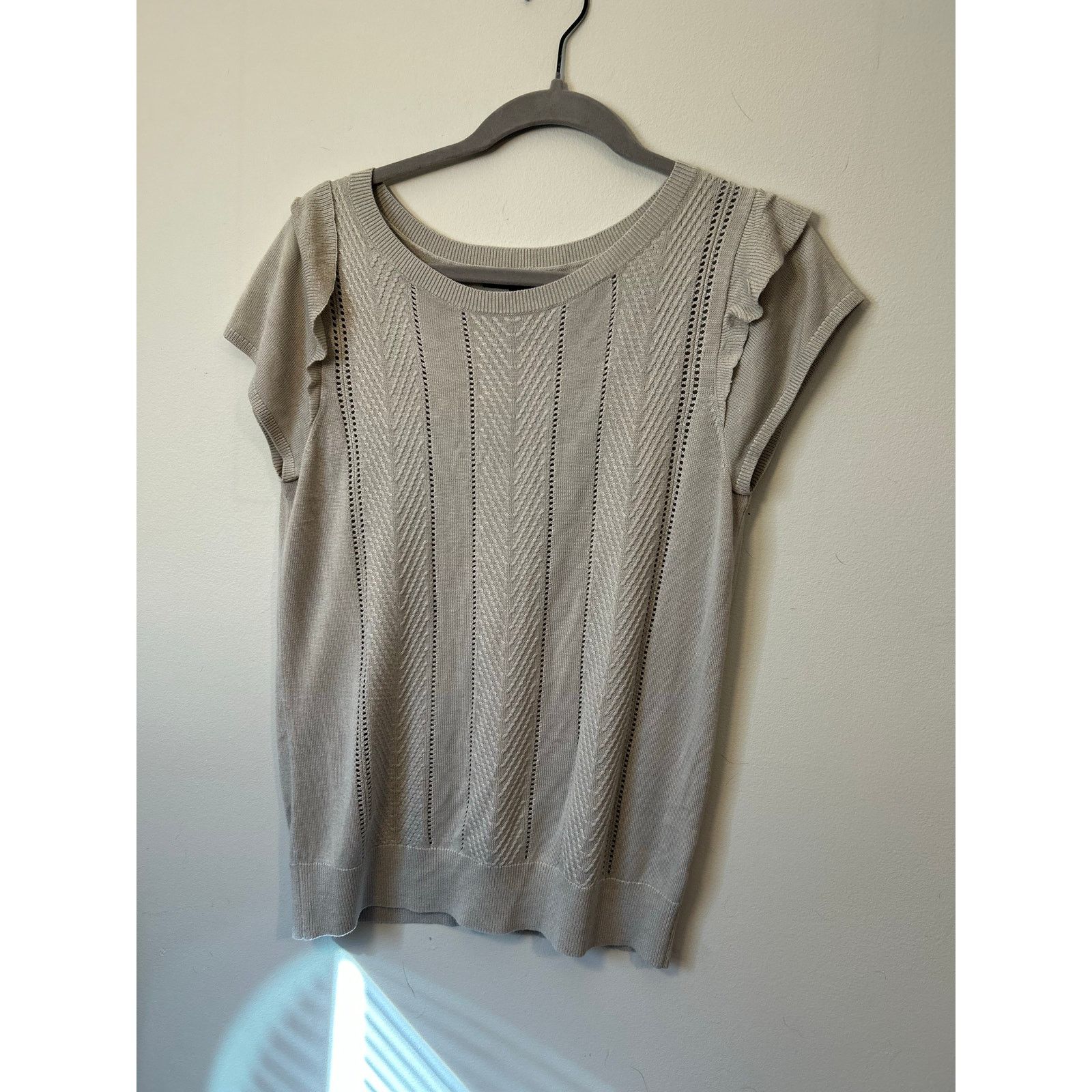 Banana Republic Banana Republic Tan Short Sleeve Crochet Sweater, Sz Medium Size M / US 6-8 / IT 42-44 - 6 Thumbnail