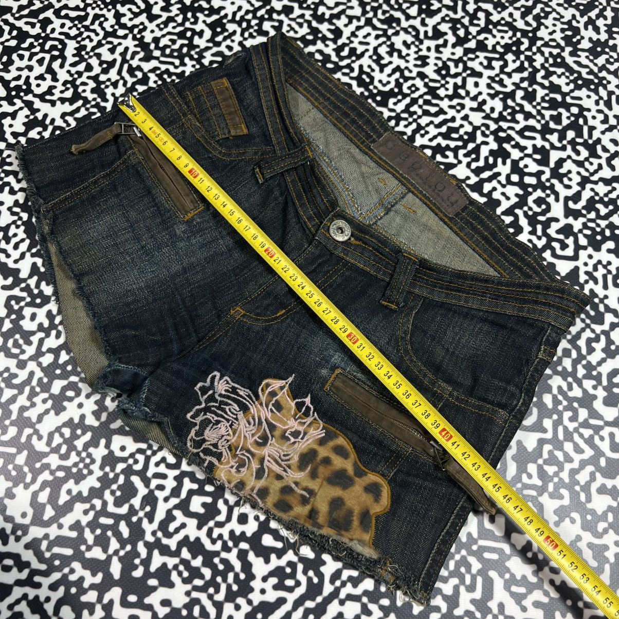 Japanese Brand Vintage Y2K Deplay Japanese Style Leopard Print Sexy Shorts Size 28" / US 6 / IT 42 - 23 Thumbnail