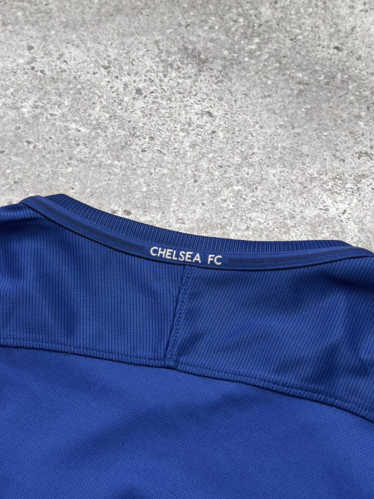 Chelsea Soccer Nike Chelsea 2017-2018 Home Jersey Size US M / EU 48-50 / 2 - 5 Thumbnail