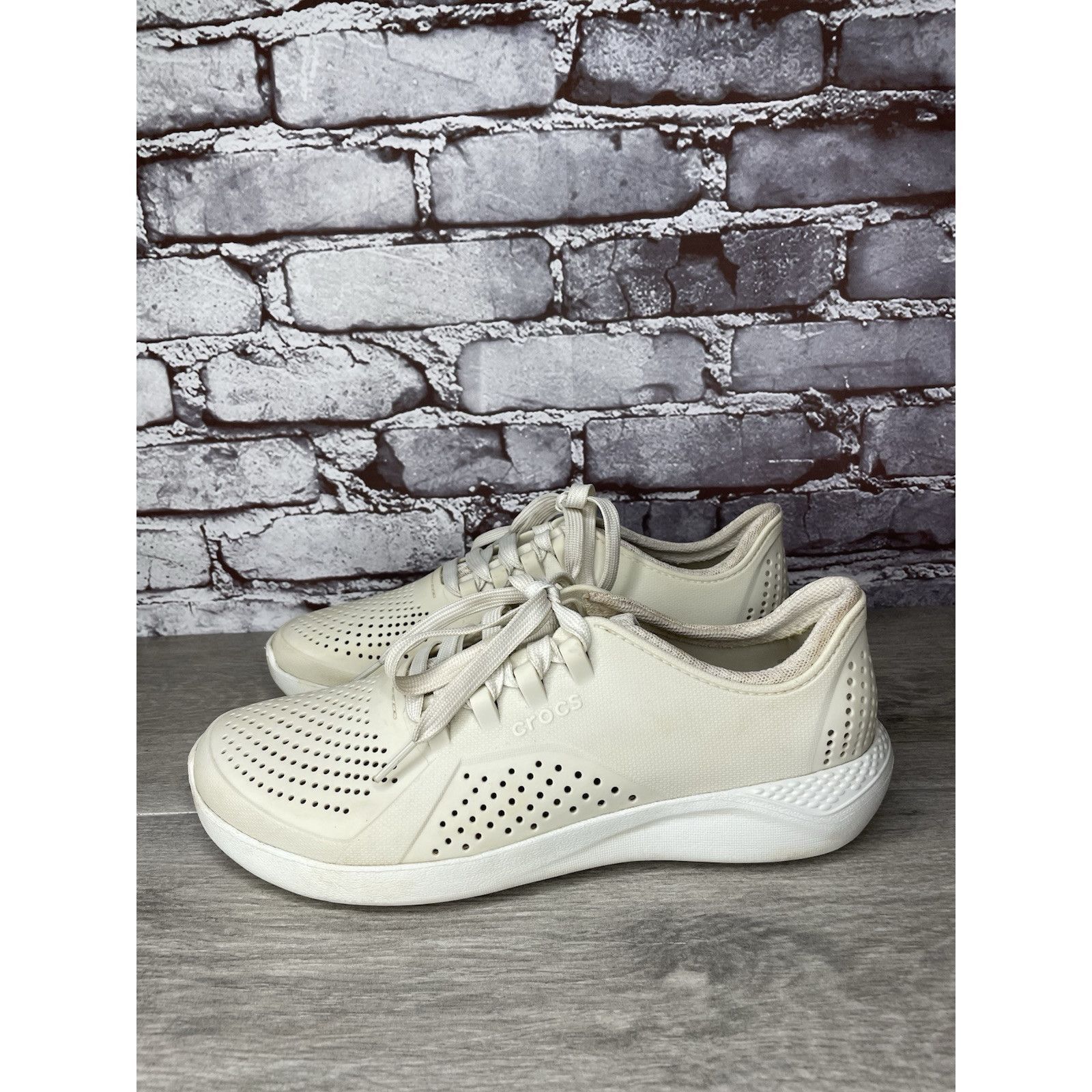 Crocs Crocs LiteRide Pacer Sneakers Shoes Women’s 11 Waterproof Pe Size US 11 / IT 41 - 12 Thumbnail