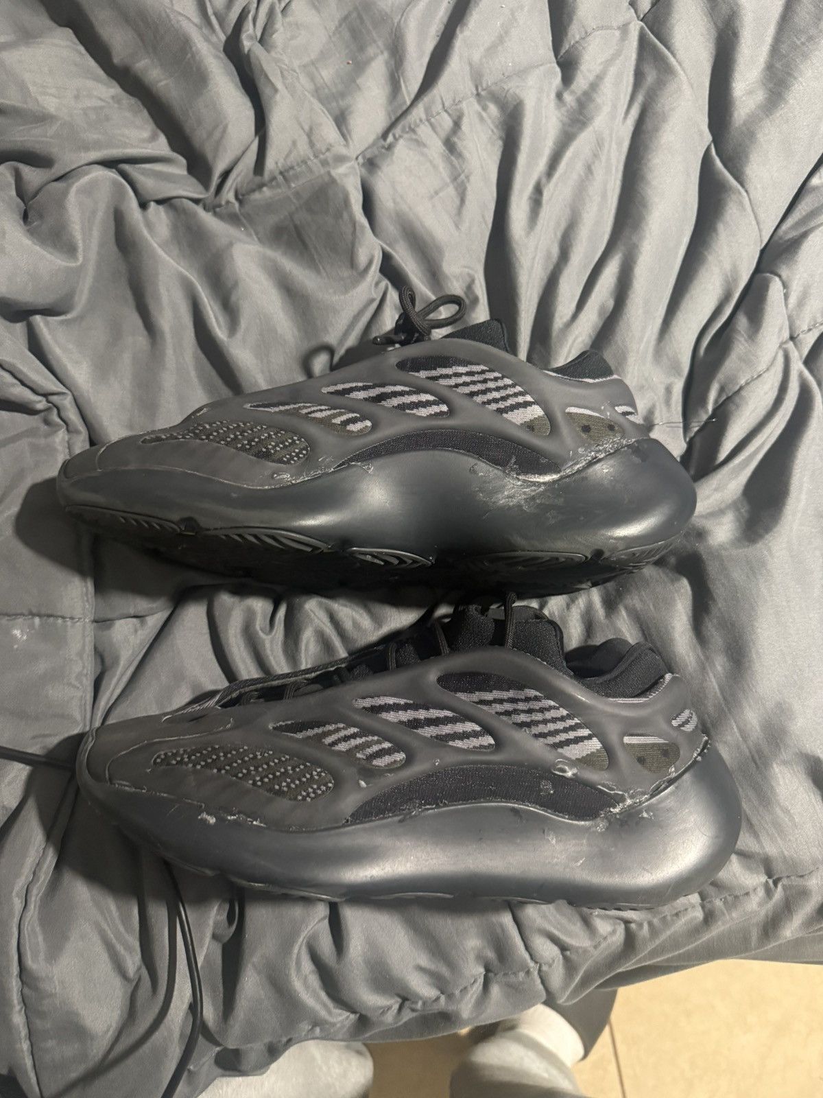 Yeezy Addidas Yezzy 700 V3 Size US 11.5 / EU 44-45 - 1 Thumbnail