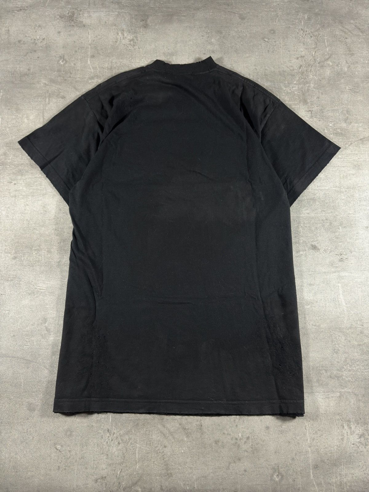 Balenciaga Balenciaga Destroyed Paris Logo Patch T-Shirt – Black Size US M / EU 48-50 / 2 - 5 Thumbnail