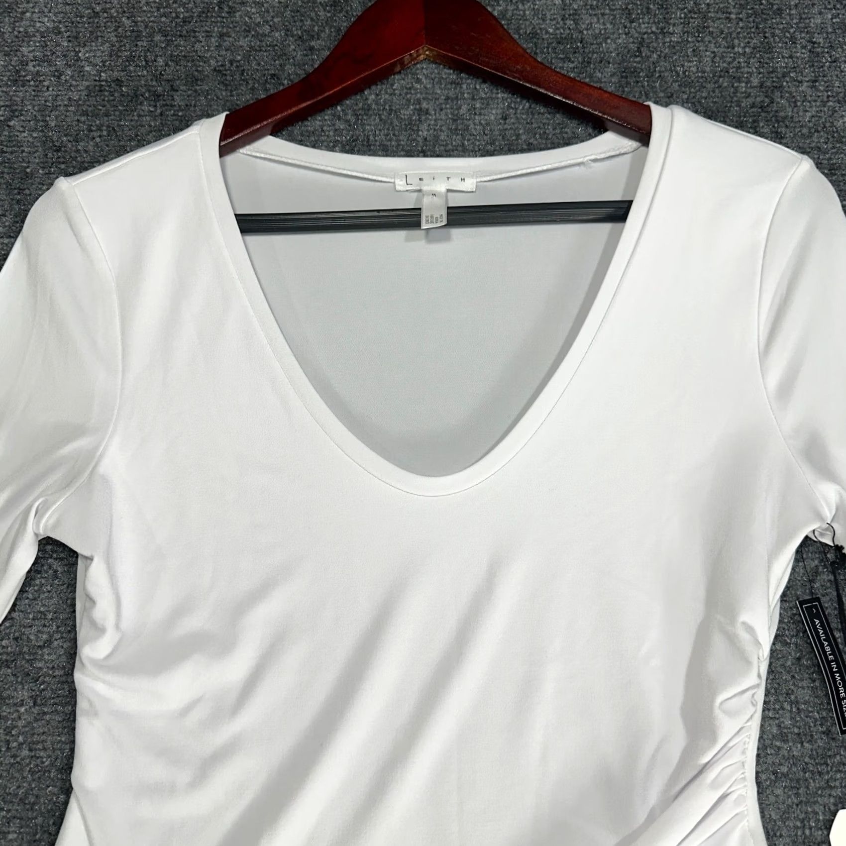Vintage Leith Womens Medium White Stretch Knit Tee 3/4 Sleeve Ruched Side NEW Shirt Mens Womens Size M / US 6-8 / IT 42-44 - 4 Thumbnail