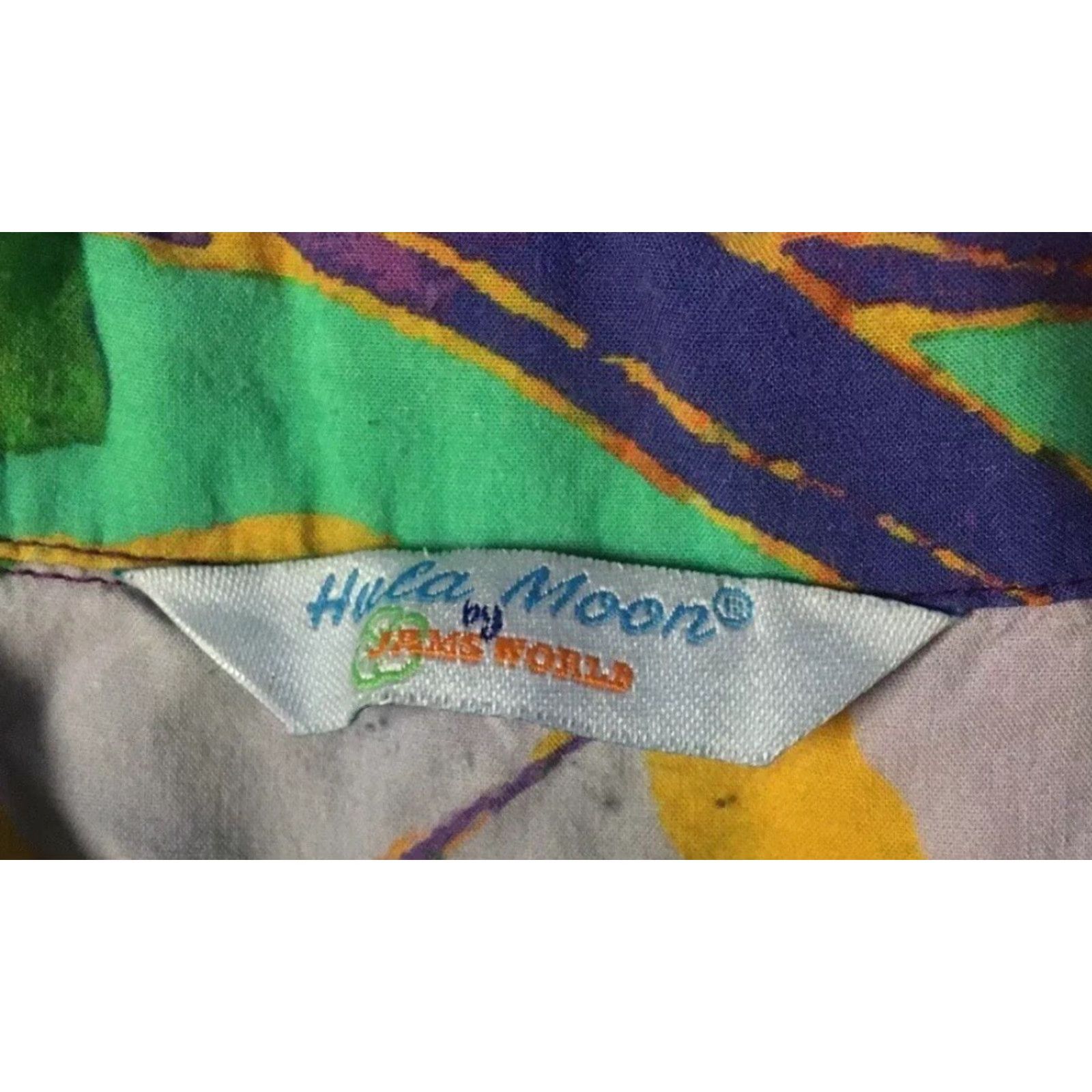 Vintage VINTAGE Jams World Floral Hawaiian Shirt XL Button-Up Short Sleeve Men Green 90s AOP Tropical Beach Surf Flower Pattern Hawaii Retro Size US XL / EU 56 / 4 - 3 Thumbnail
