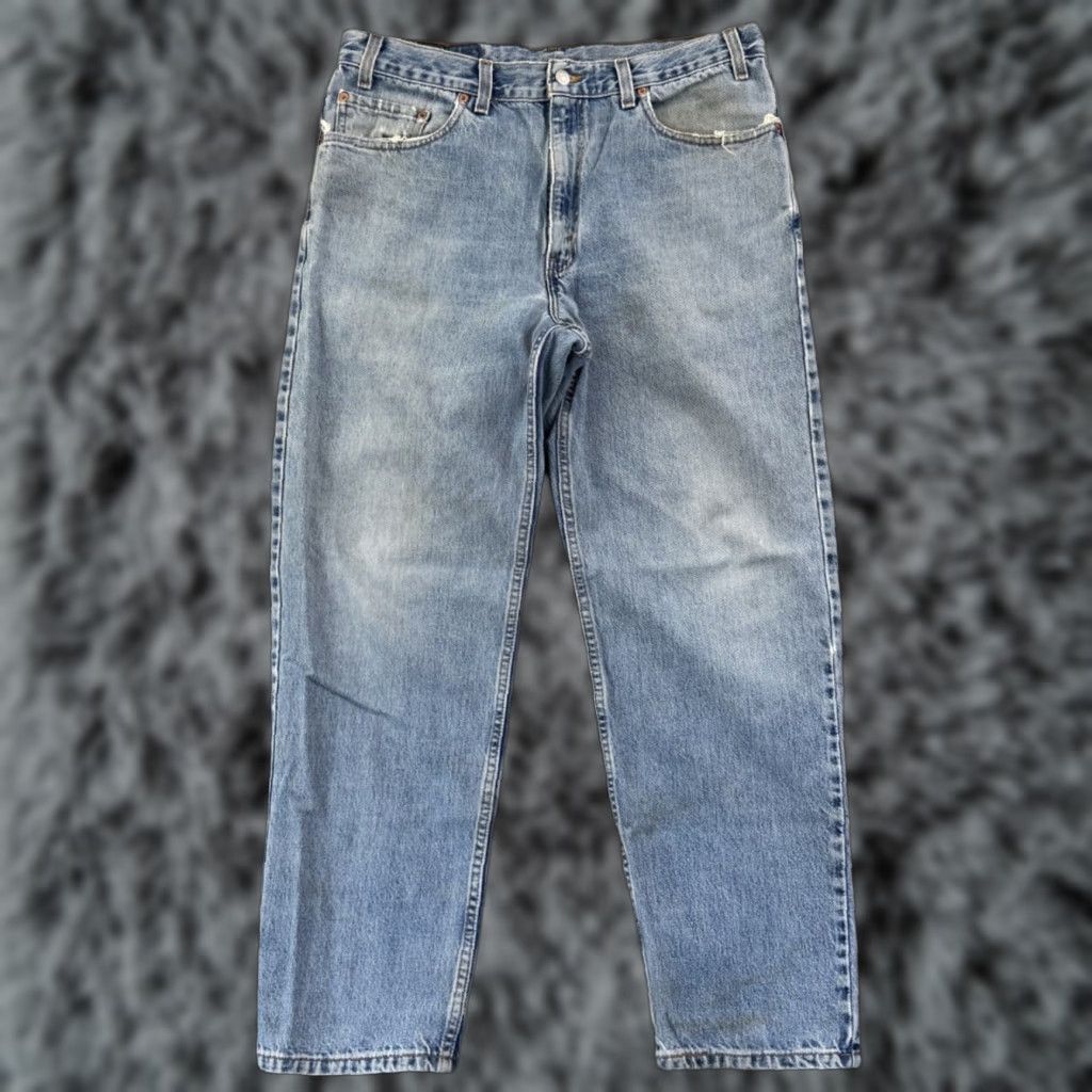 Levi's VINTAGE Levi's 550 Jeans Mens 36x30 Blue Distressed 90s Logo USA 5-Pocket Denim Straight Relaxed 90s Size US 36 / EU 52 - 1 Thumbnail