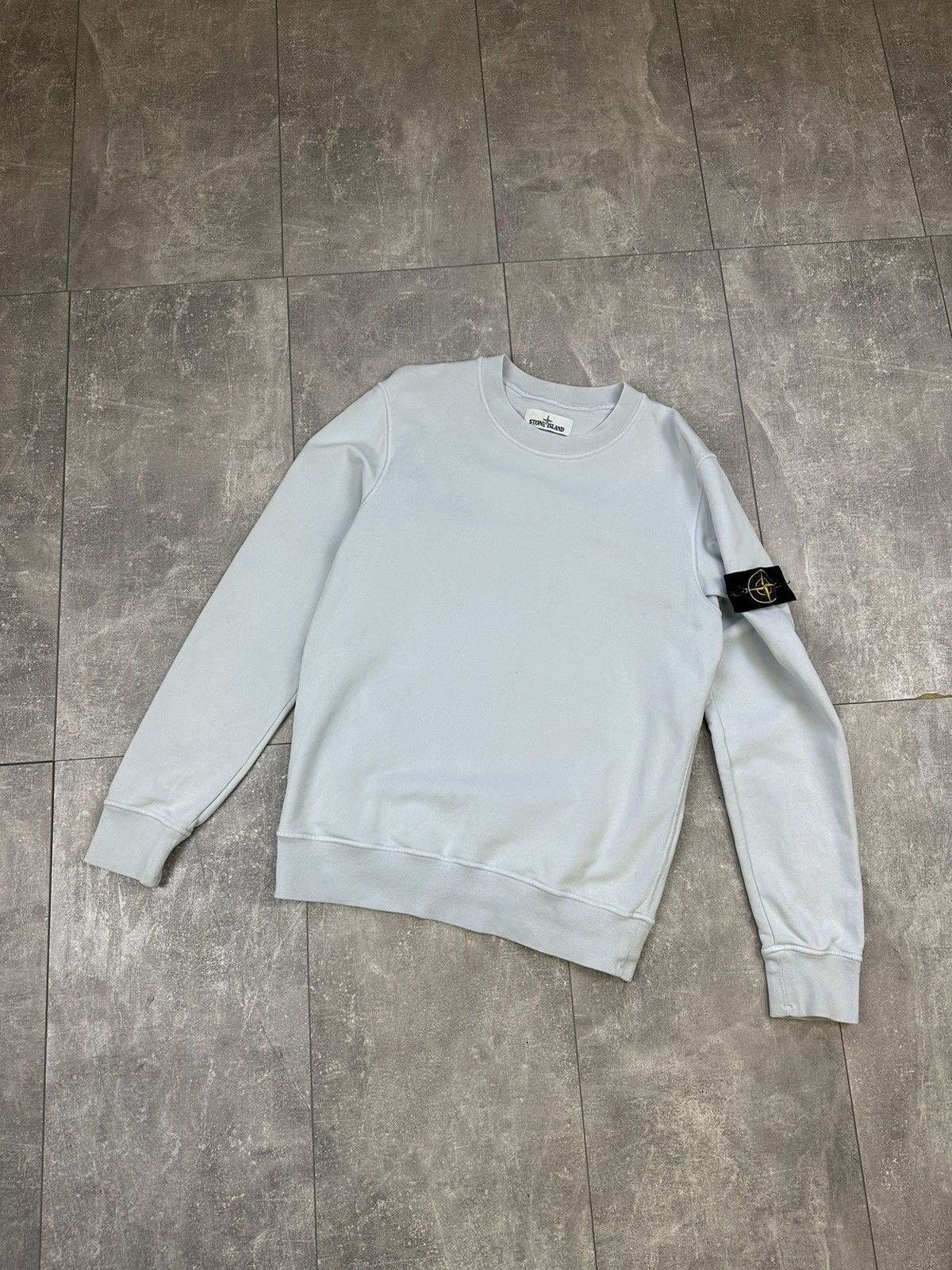 Stone Island Men’s vintage sweatshirt luxury Stone island Size US S / EU 44-46 / 1 - 14 Thumbnail