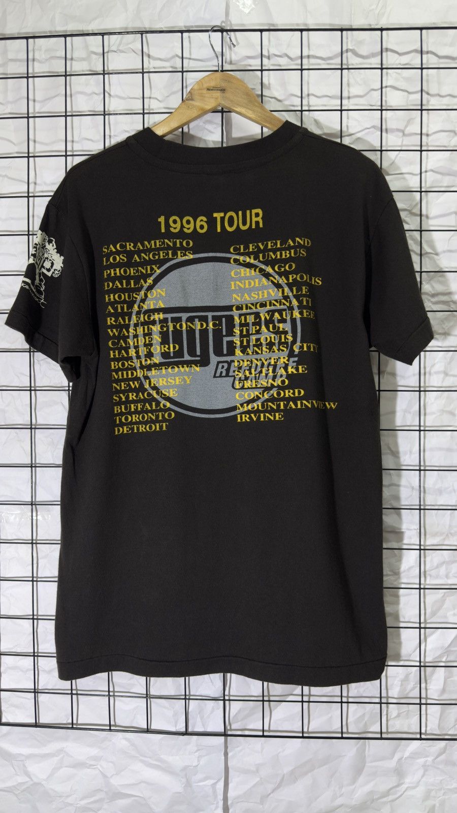 Rap Tees Bootleg new fugees rap tee shirt Size US L / EU 52-54 / 3 - 2 Thumbnail