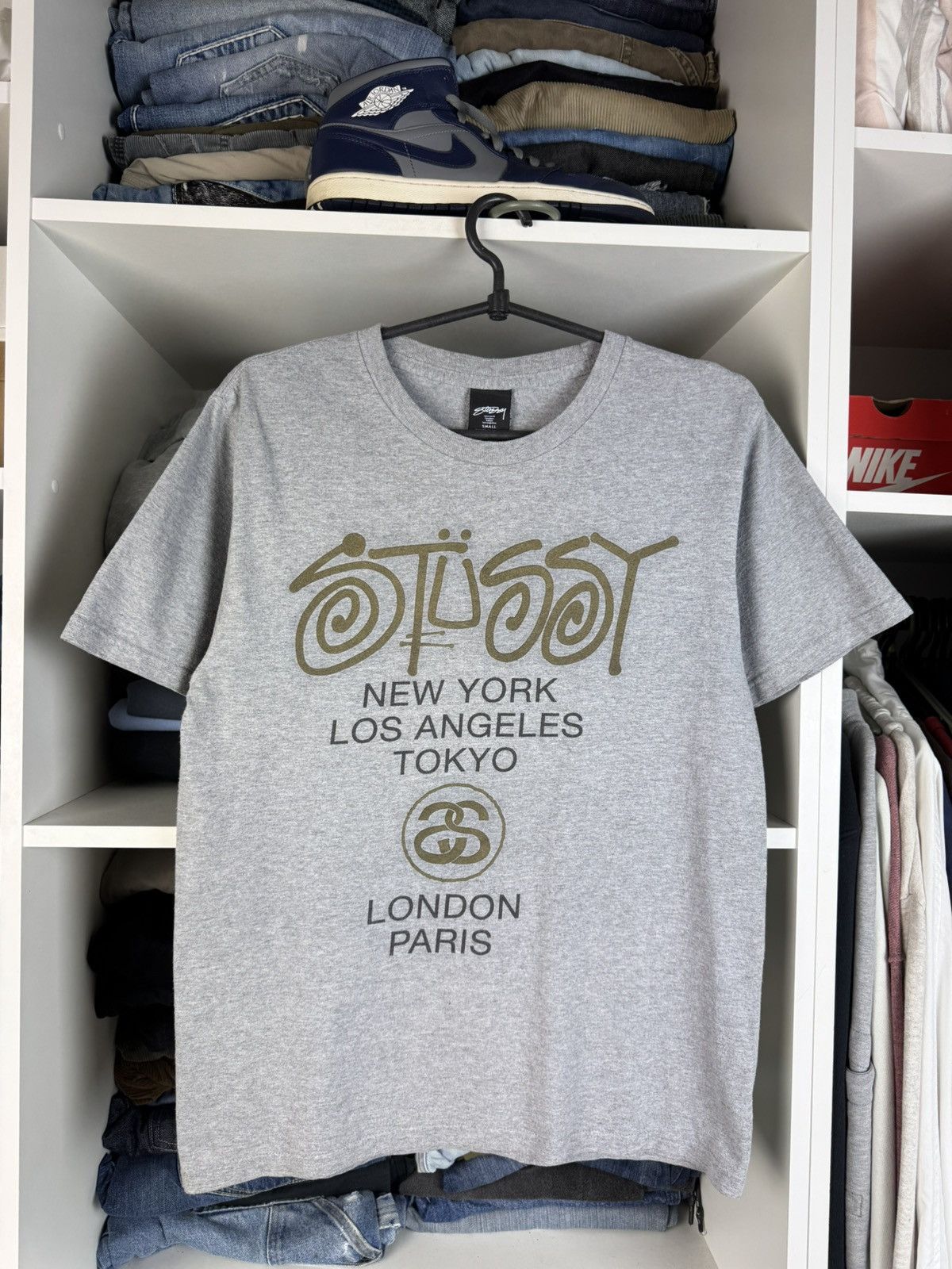 Stussy Stussy World Tour Cities Logo T-Shirt Size US S / EU 44-46 / 1 - 1 Thumbnail