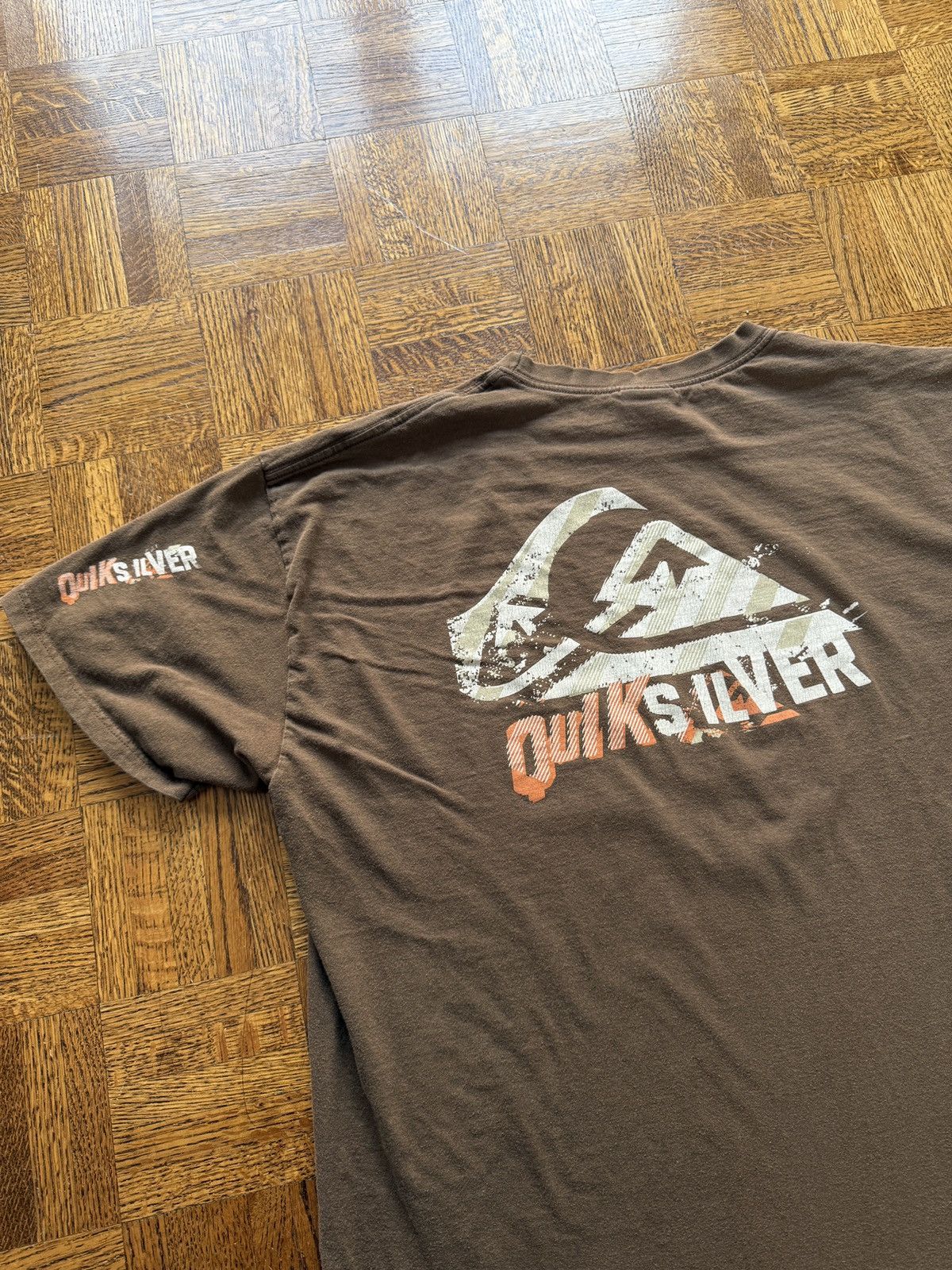Quiksilver Vintage Y2K Quiksilver Logo Graphic Tee Size US XL / EU 56 / 4 - 5 Thumbnail
