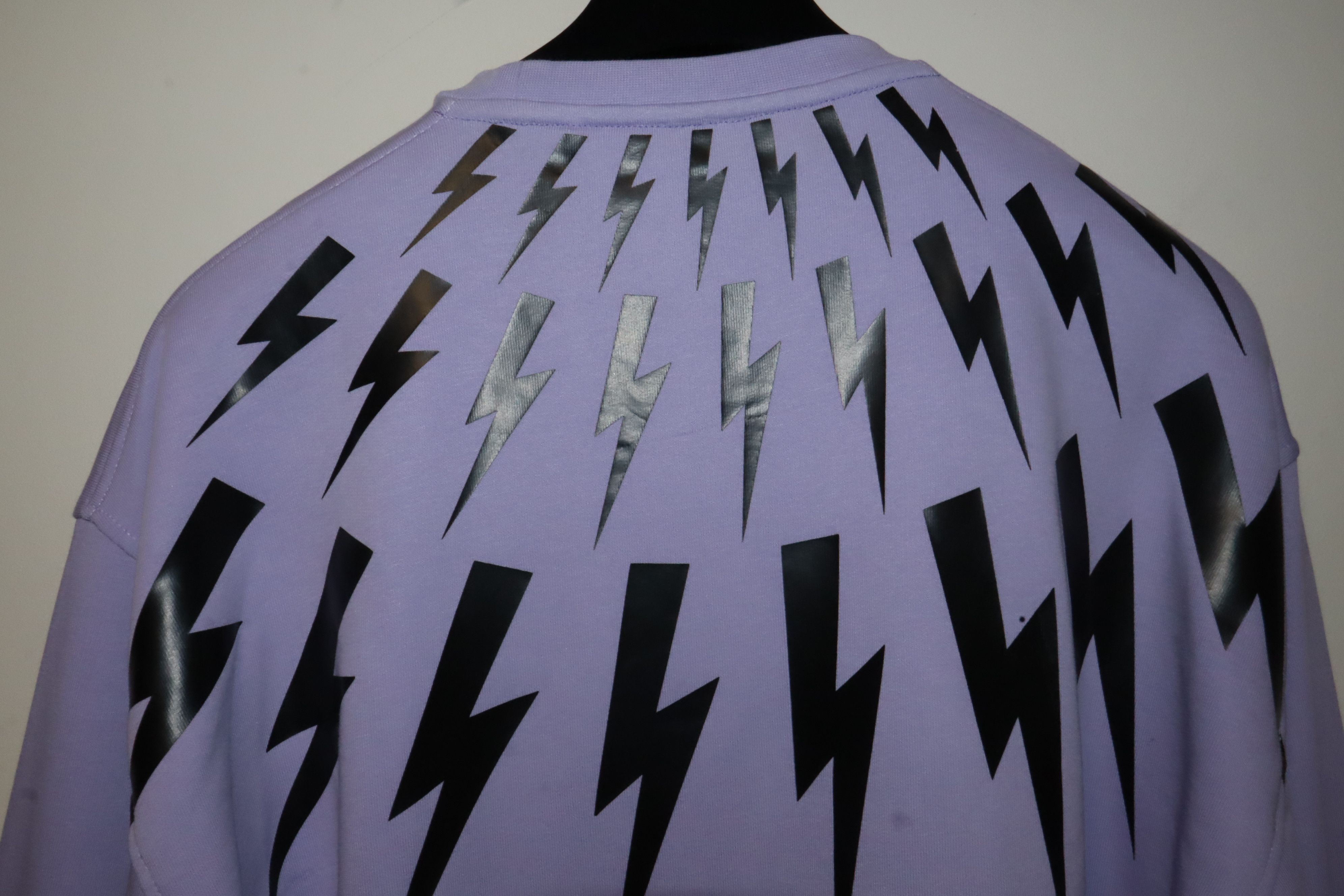 Neil Barrett Neil Barrett bolt print sweatshirt Size US L / EU 52-54 / 3 - 7 Thumbnail