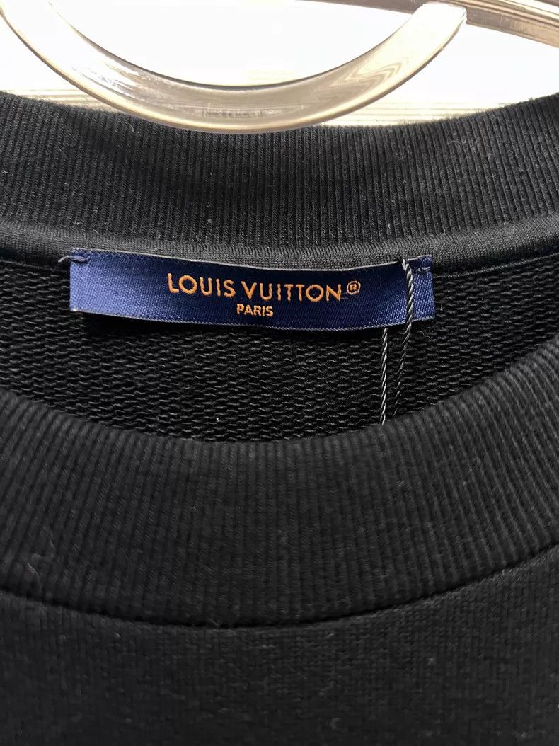 Louis Vuitton Louis Vuitton SS25 New Rhinestone Logo Crewneck Pullover L Size US L / EU 52-54 / 3 - 4 Thumbnail