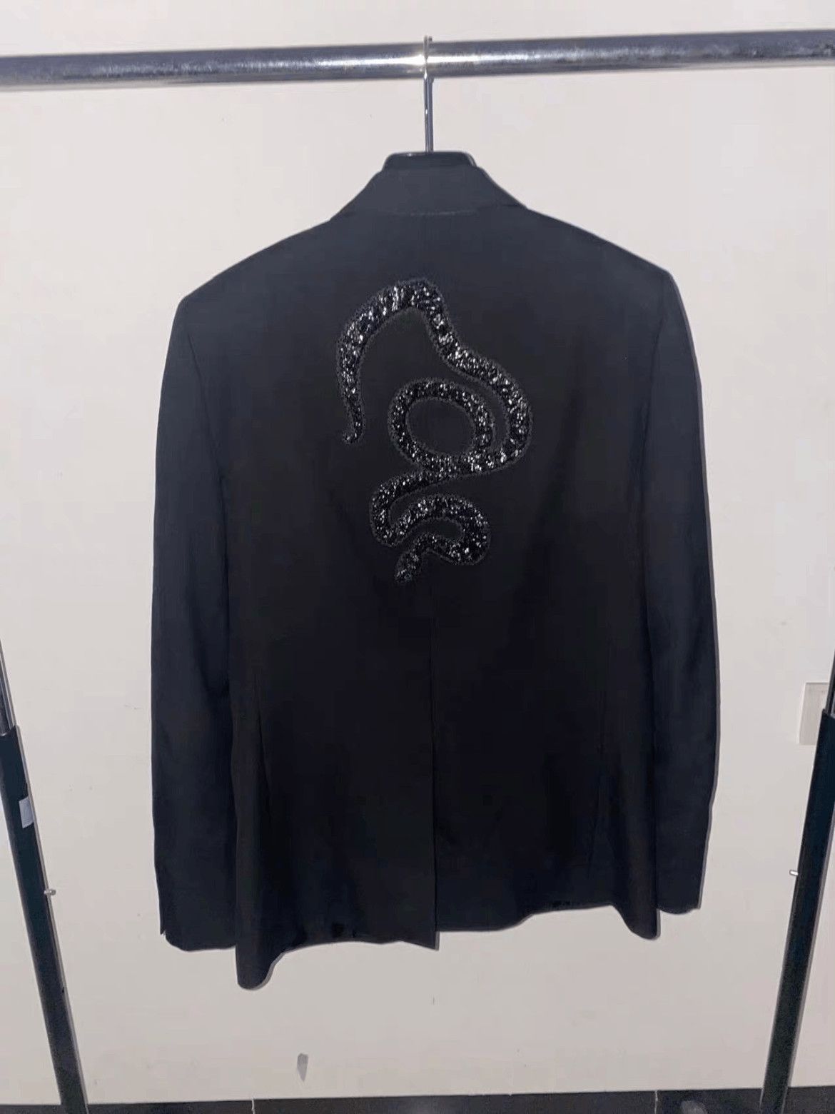 Saint Laurent Paris Sz 46 Saint Laurent Paris 17SS Snake Patch Jacket Size US S / EU 44-46 / 1 - 1 Thumbnail
