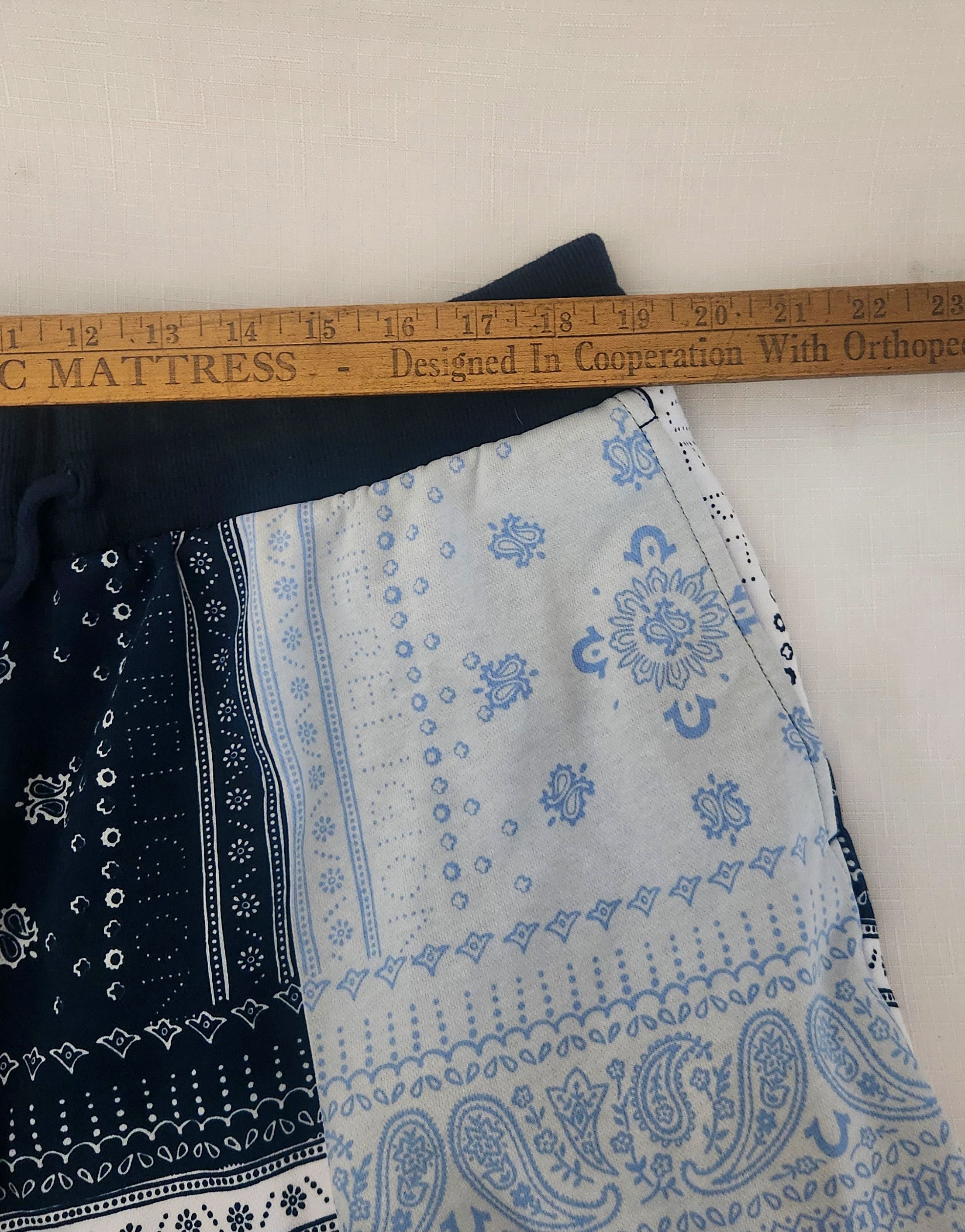 True Religion True Religion Bandana Porcini Paisley Print Men's Size XXL Size US 40 / EU 56 - 11 Thumbnail