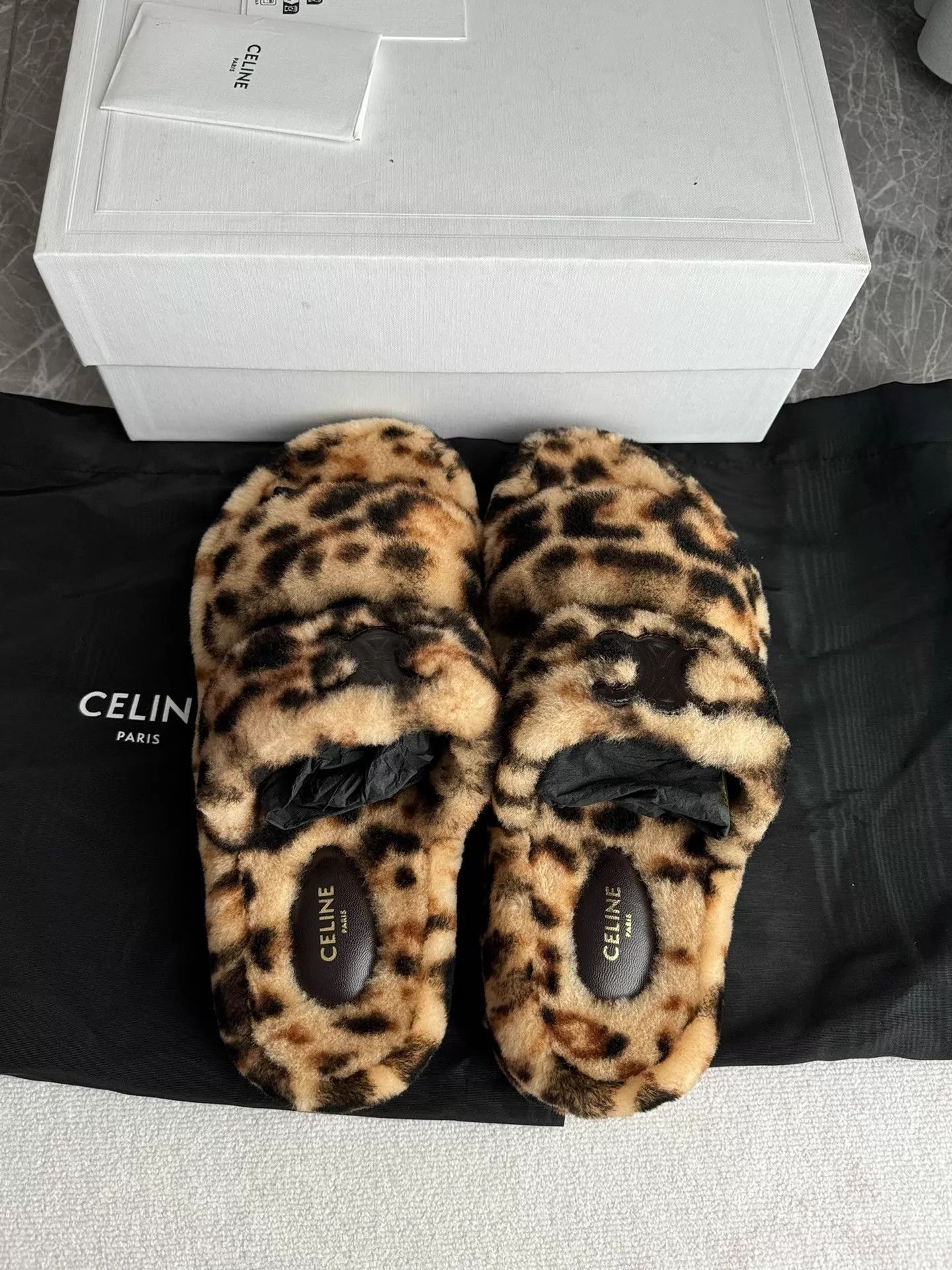 Celine Celine Leopard Print Triomphe Wool Slippers 39 EU Size US 8.5 / IT 38.5 - 4 Thumbnail