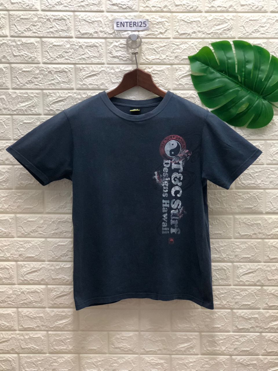 Vintage Vintage T&C Surf Design t shirt gold fish sukajan Size US M / EU 48-50 / 2 - 12 Thumbnail