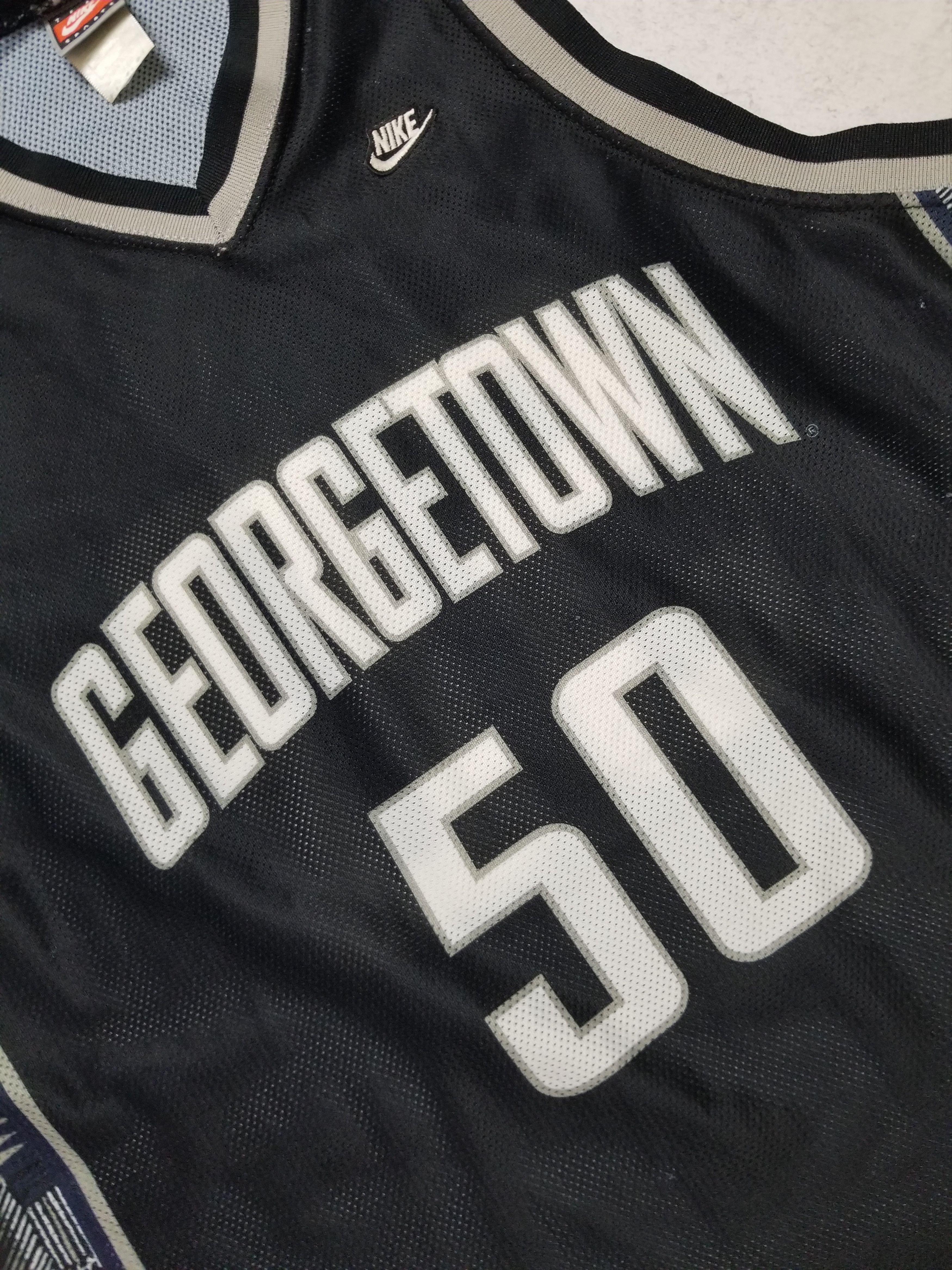 Nike VTG Othella Harringt #50 Georgetown Hoyas NBA Vintage Jersey Size US L / EU 52-54 / 3 - 16 Thumbnail