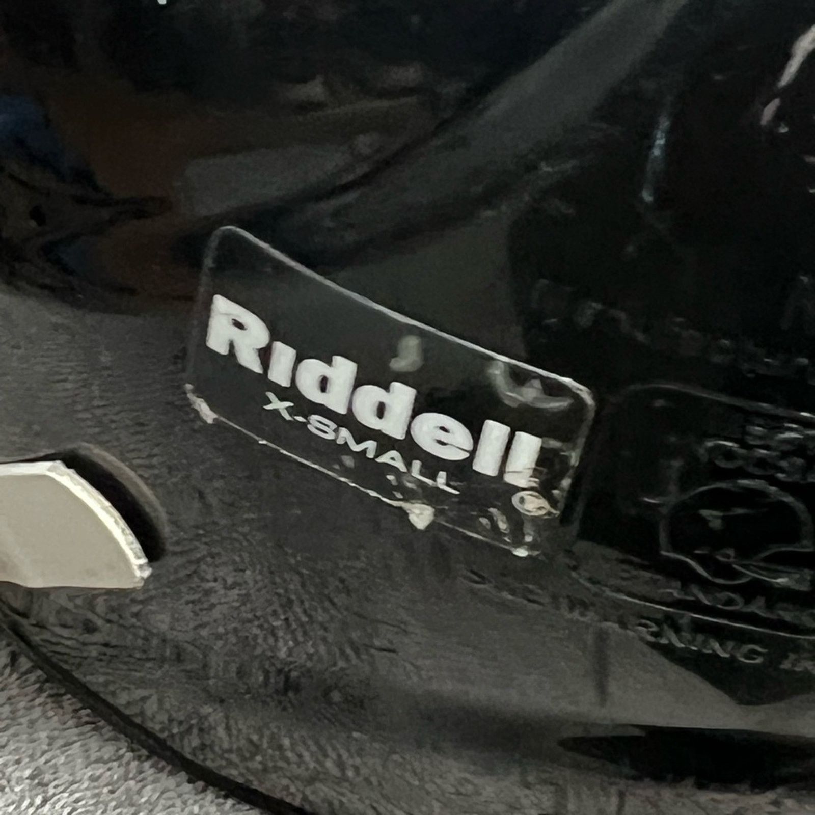 Riddell Pittsburgh Steelers Full Size Riddell Football Helmet Youth Size ONE SIZE - 7 Thumbnail