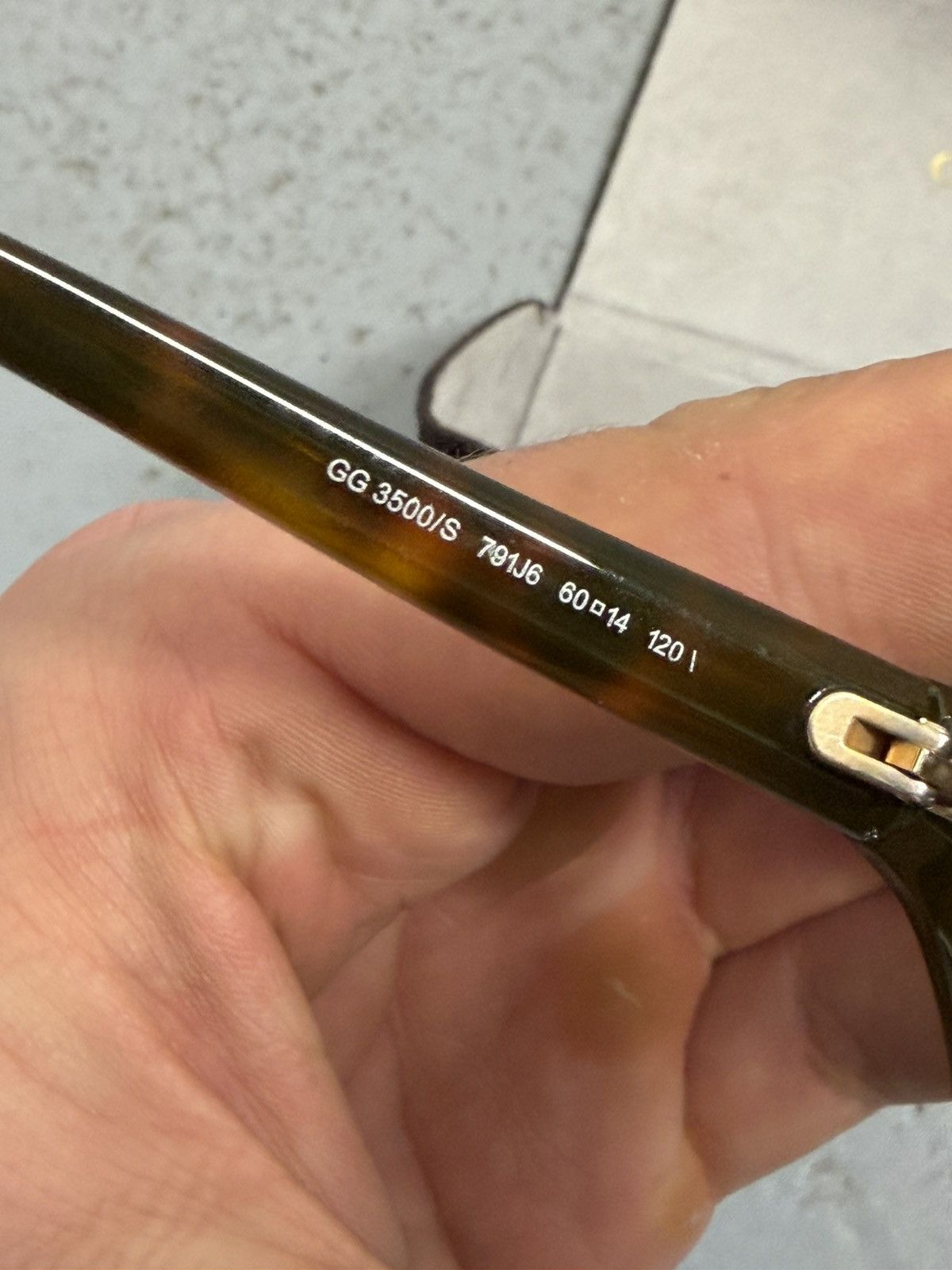 Gucci Vintage Gucci With Case Size ONE SIZE - 8 Thumbnail