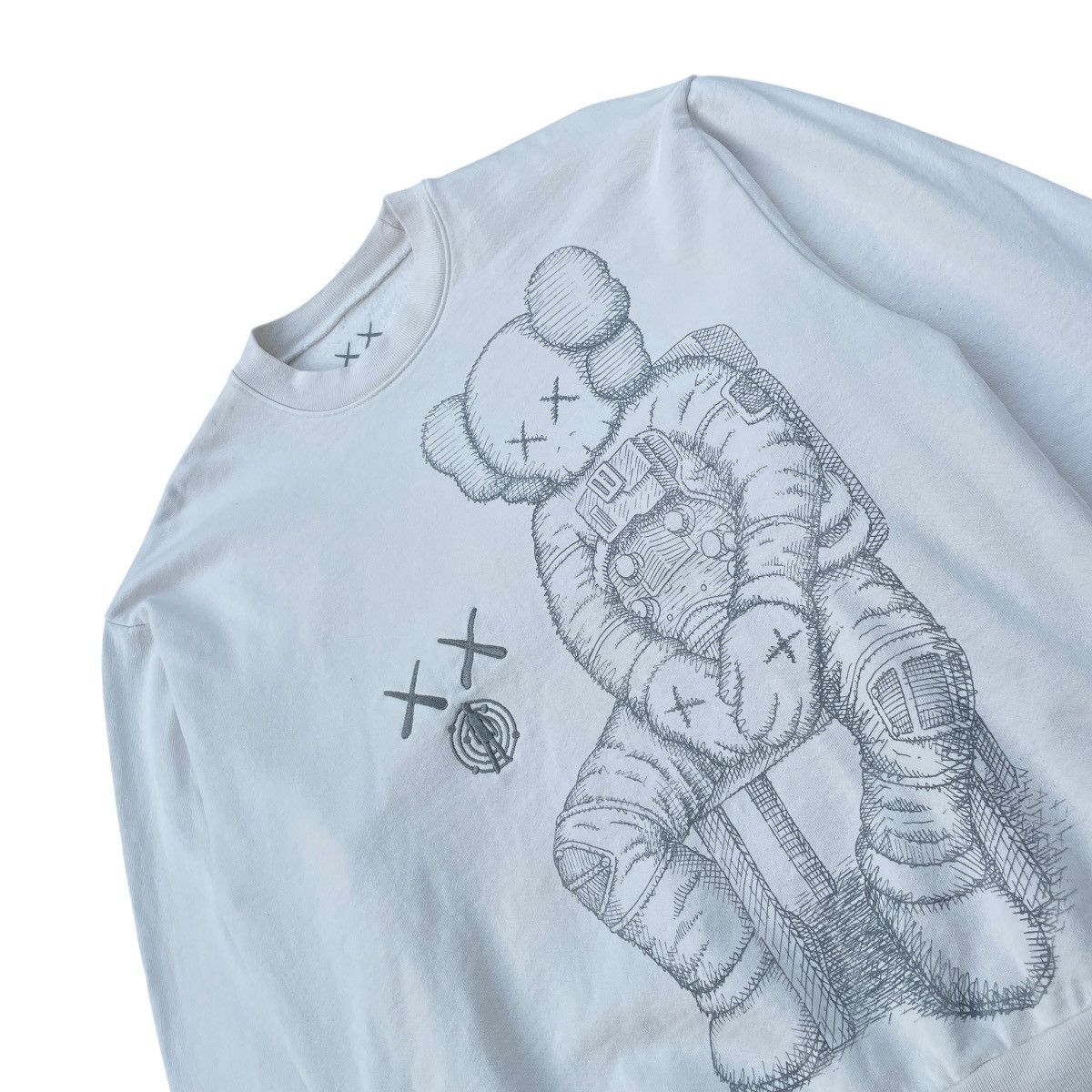 Kaws × Kid Cudi KAWS x Kid Cudi Man on the Moon Astronaut Sweatshirt Size US M / EU 48-50 / 2 - 2 Thumbnail