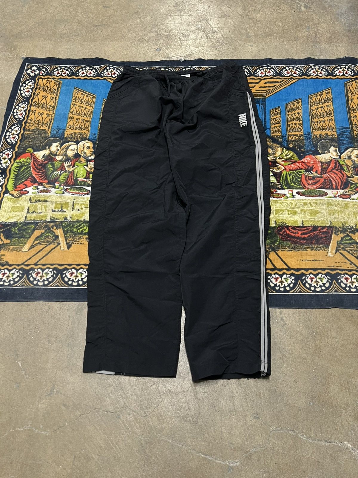 Nike Black Nike track pants size L side stripes baggy skater y2k Size US 34 / EU 50 - 5 Thumbnail